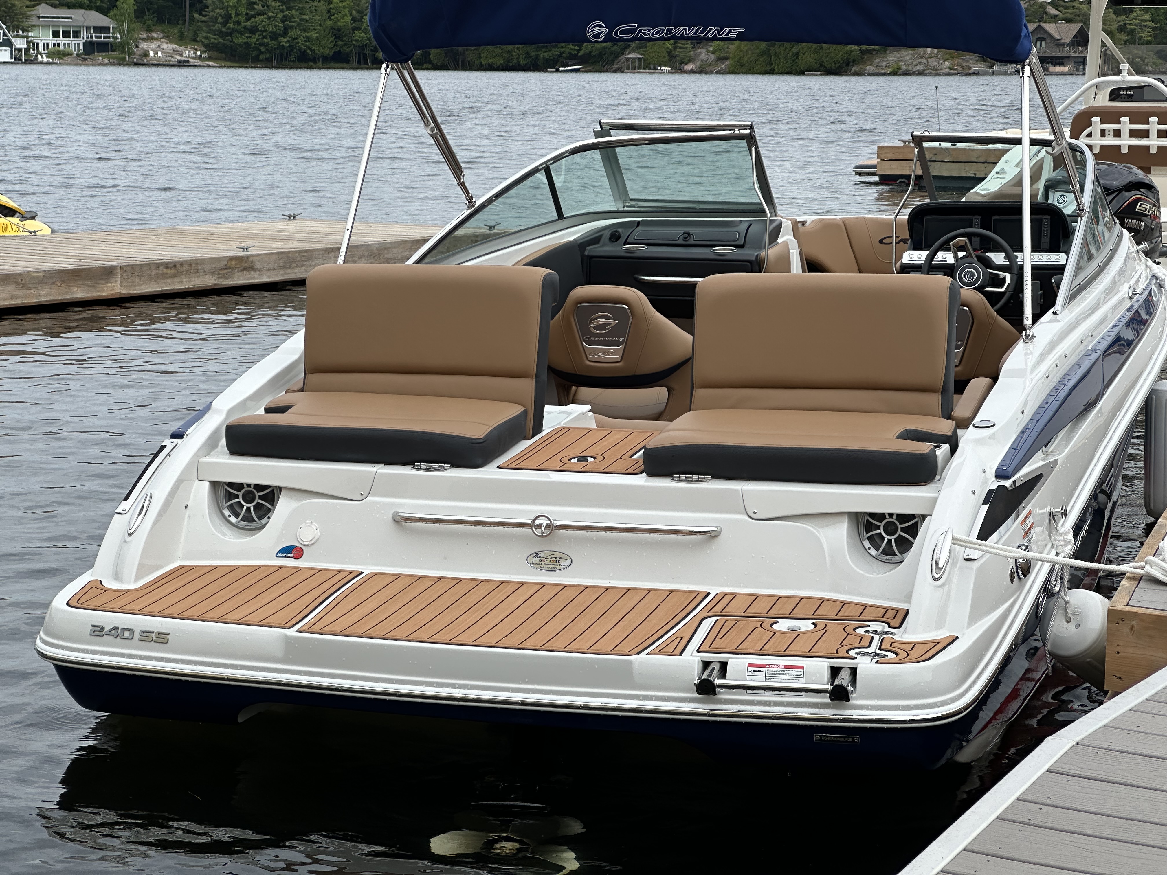 2025 Crownline 240 SS - Photo 5