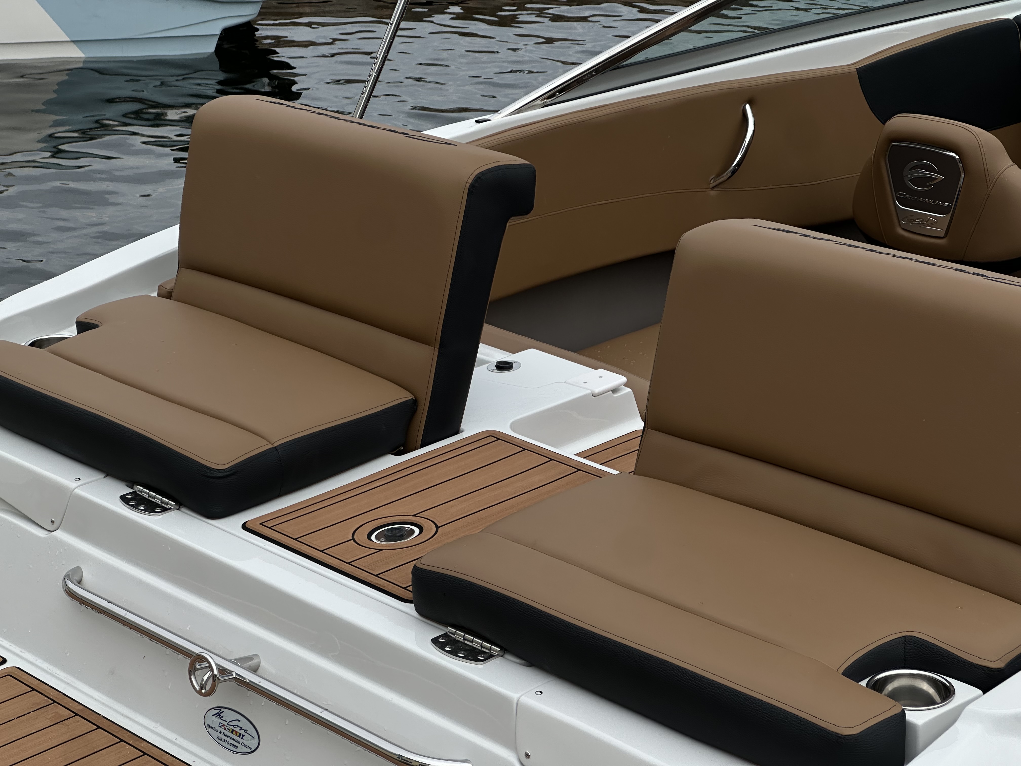 2025 Crownline 240 SS - Photo 6