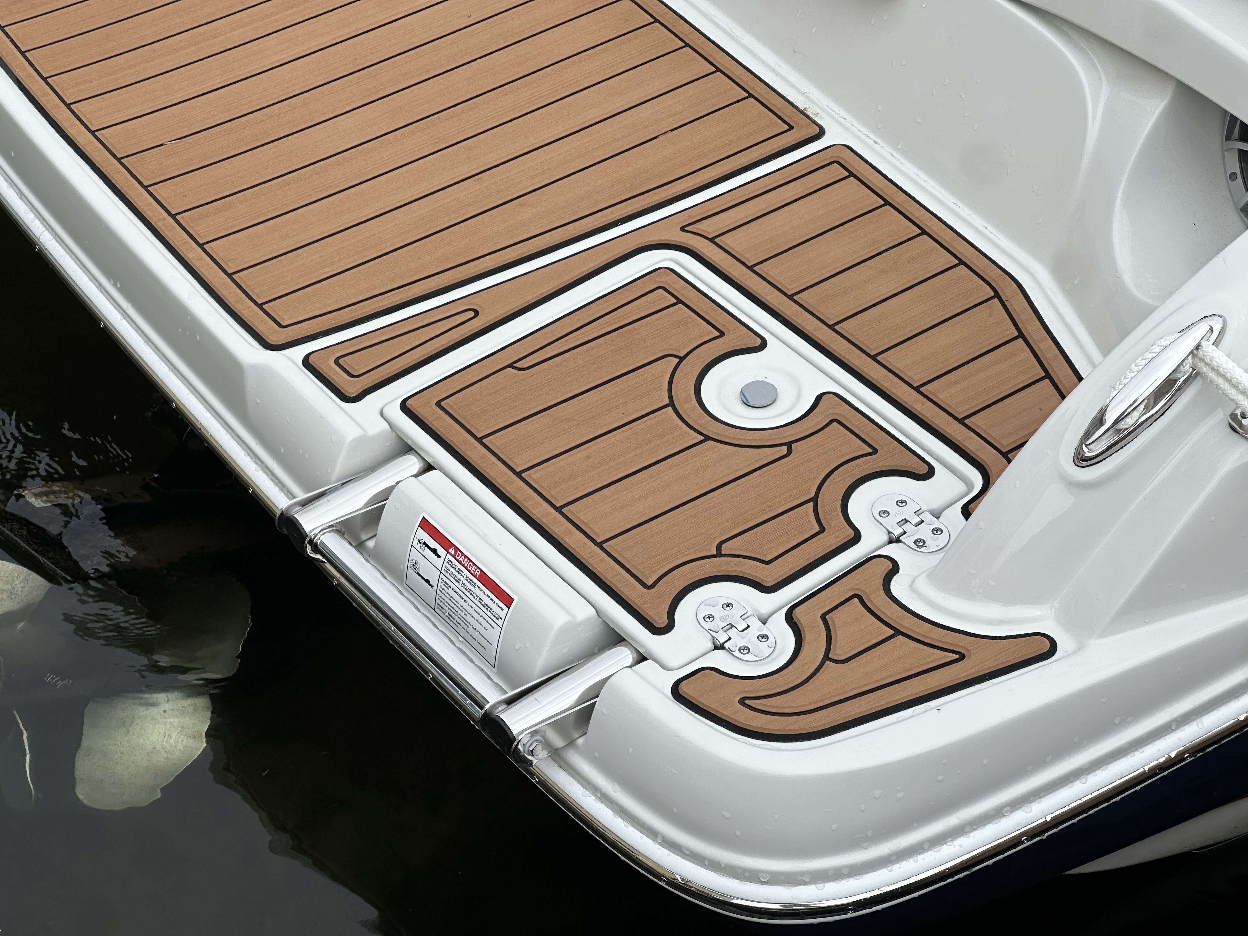 2025 Crownline 240 SS - Photo 7