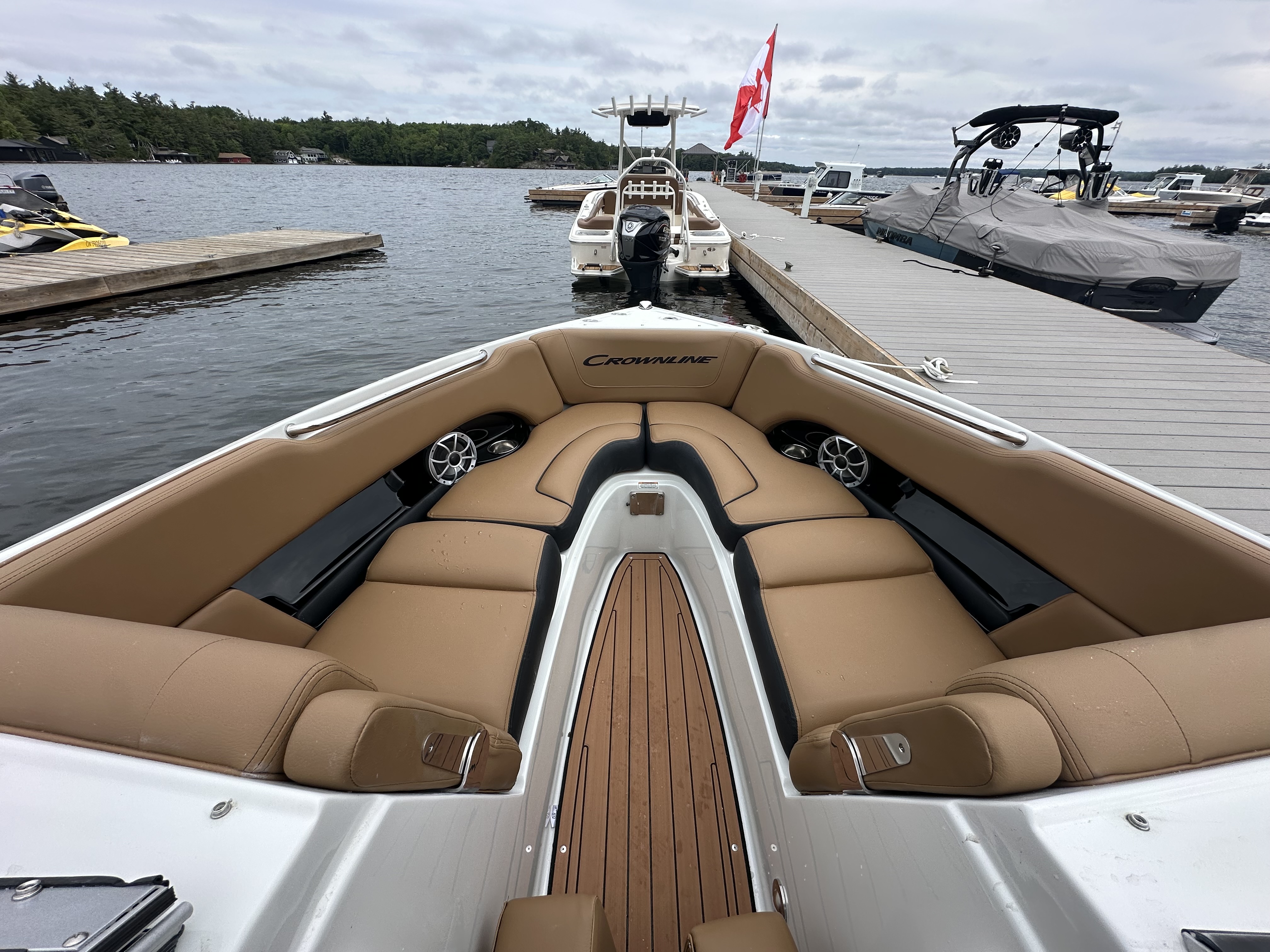 2025 Crownline 240 SS - Photo 18