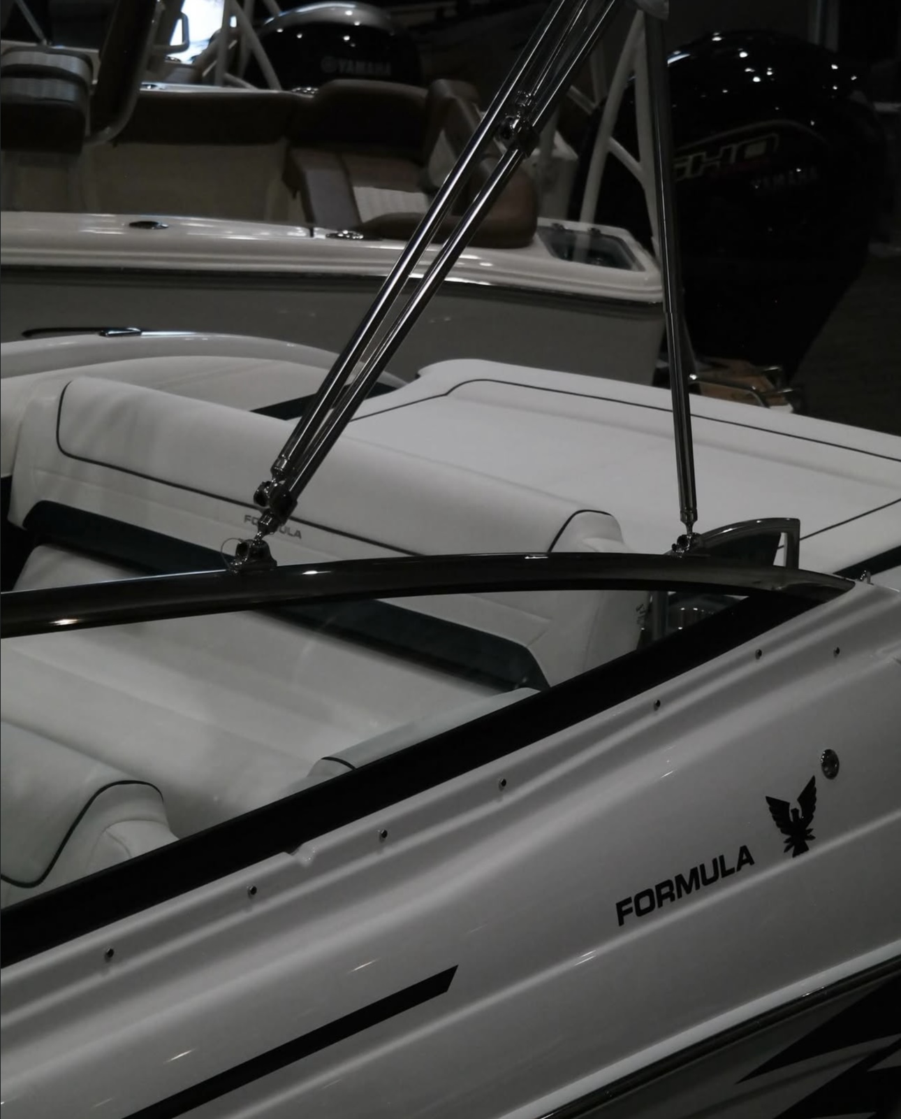 2025 Formula Bowrider 270 BR - Photo 10