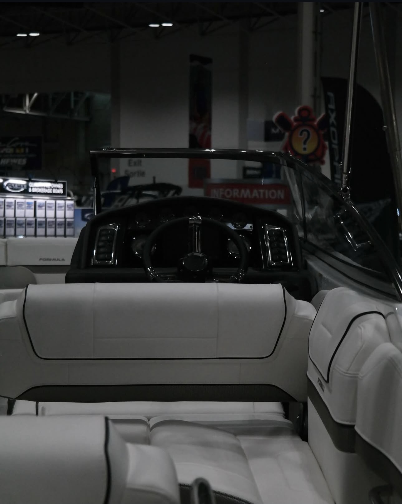 2025 Formula Bowrider 270 BR - Photo 11