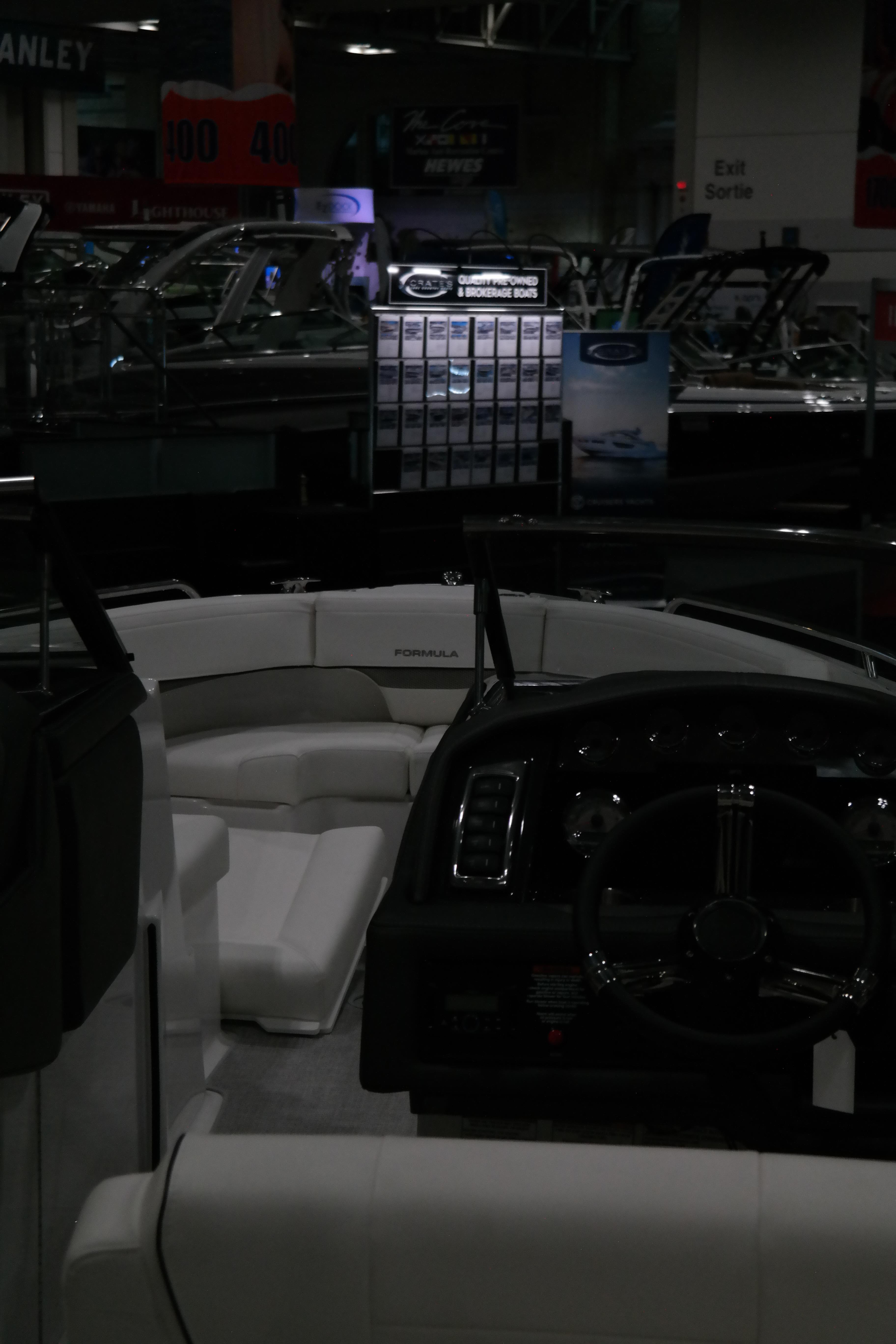 2025 Formula Bowrider 270 BR - Photo 16