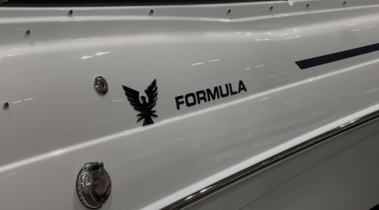 2025 Formula Bowrider 240 BR - Photo 6