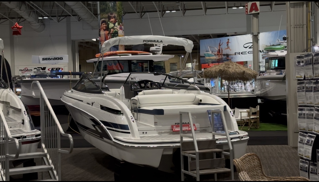 2025 Formula Bowrider 240 BR - Photo 8