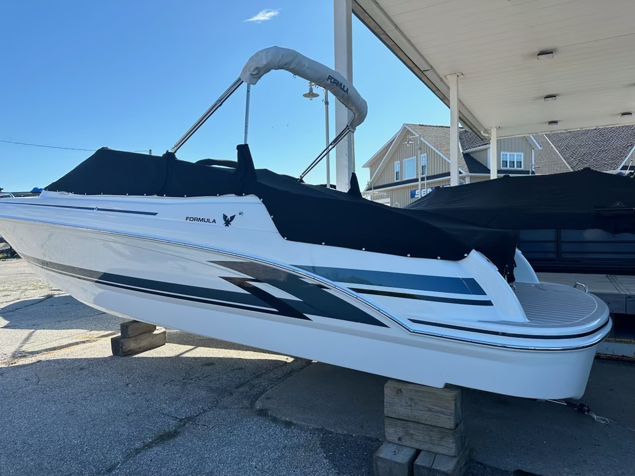 2025 Formula Bowrider 240 BR - Photo 7