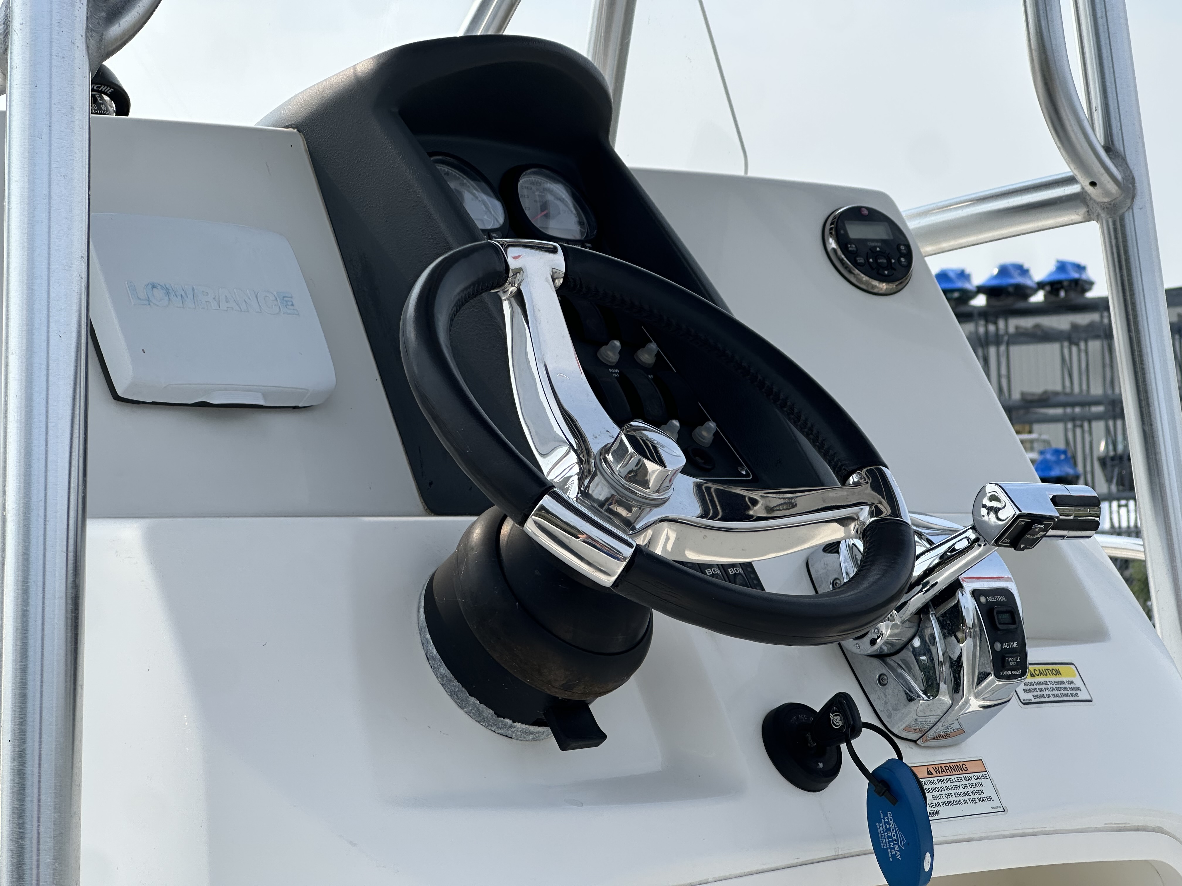 2011 Boston Whaler 200 Dauntless - Photo 7