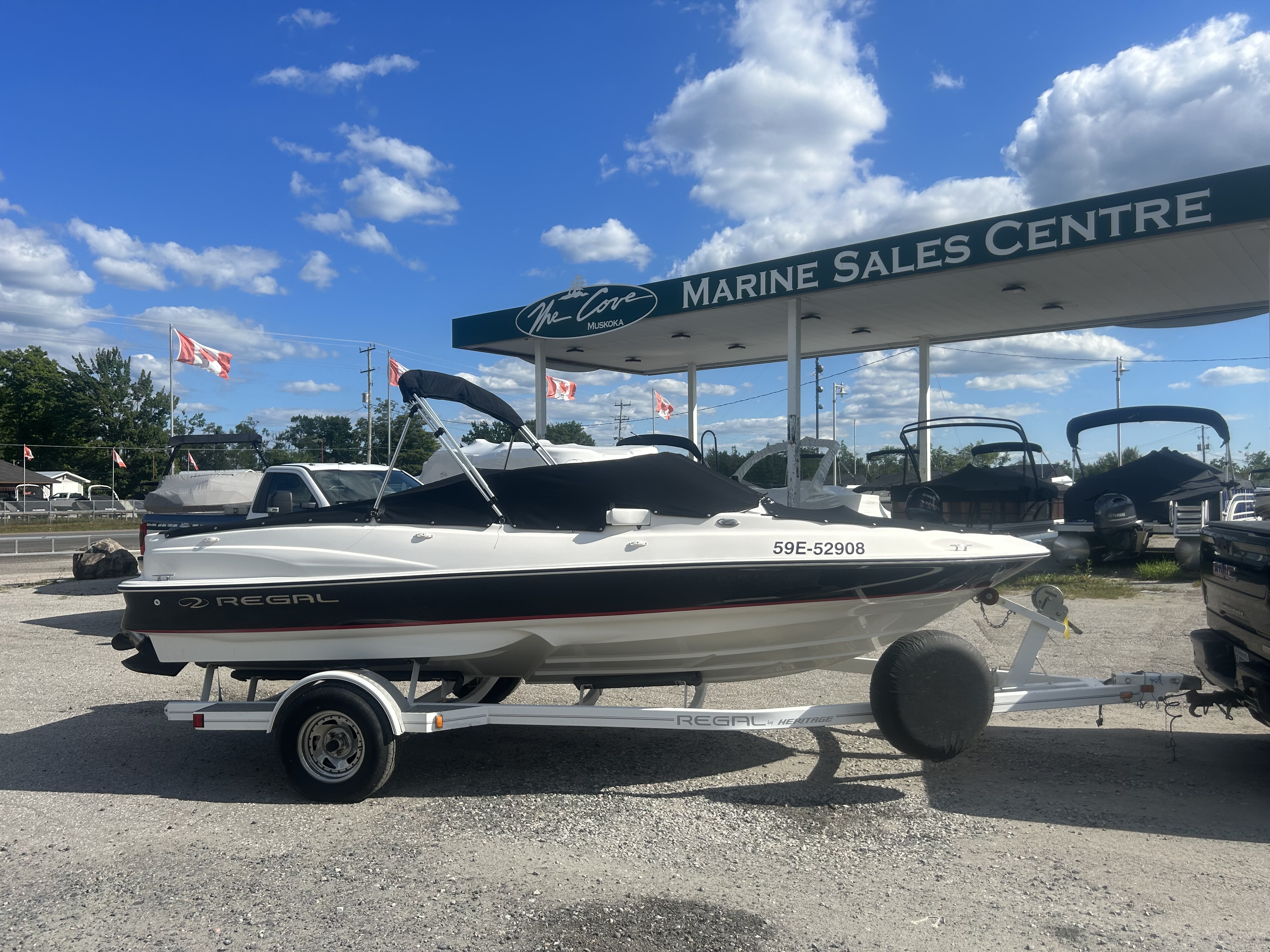 2005 Regal Sport Boat 1800 Bowrider - Photo 5