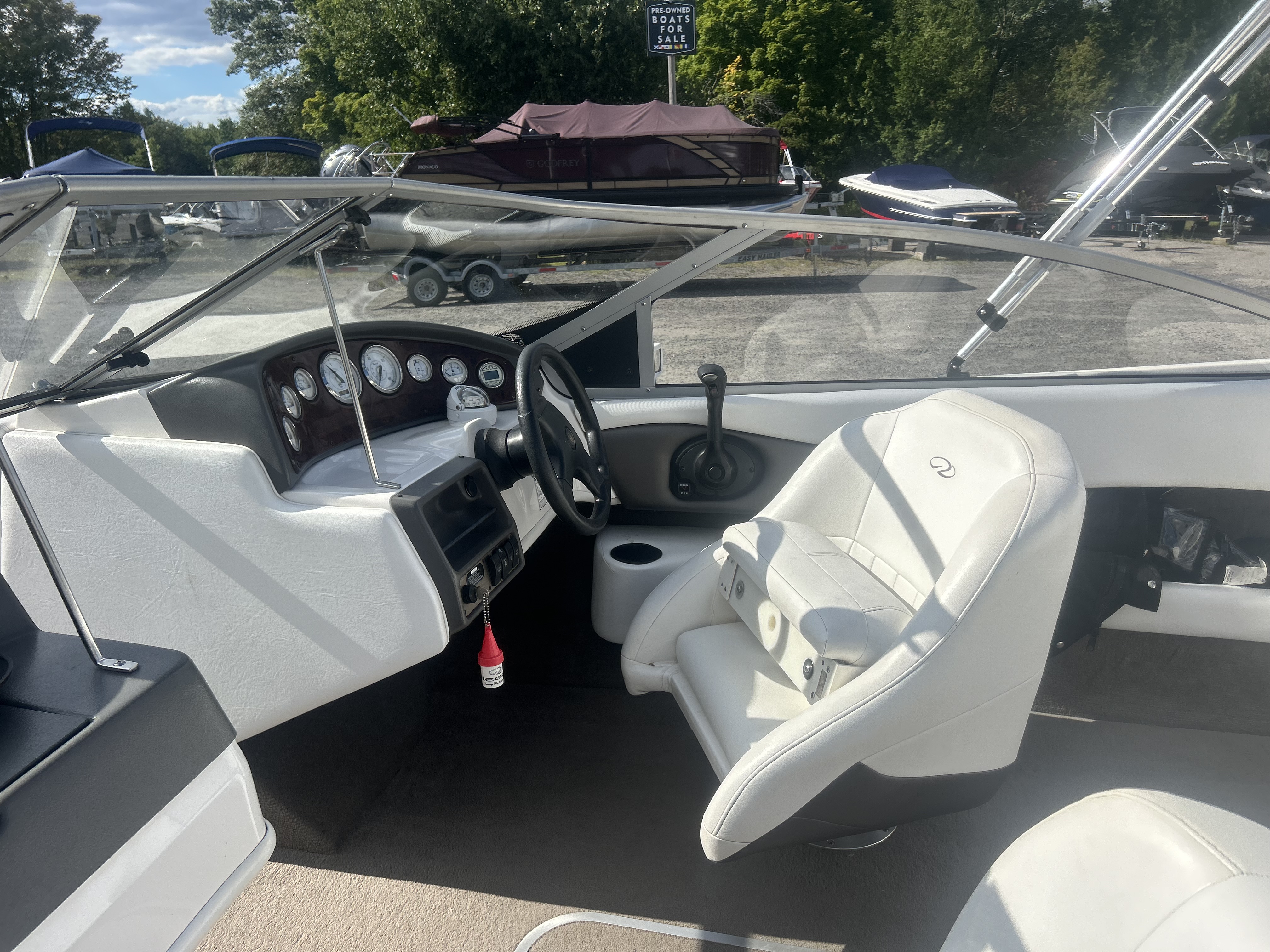 2005 Regal Sport Boat 1800 Bowrider - Photo 12