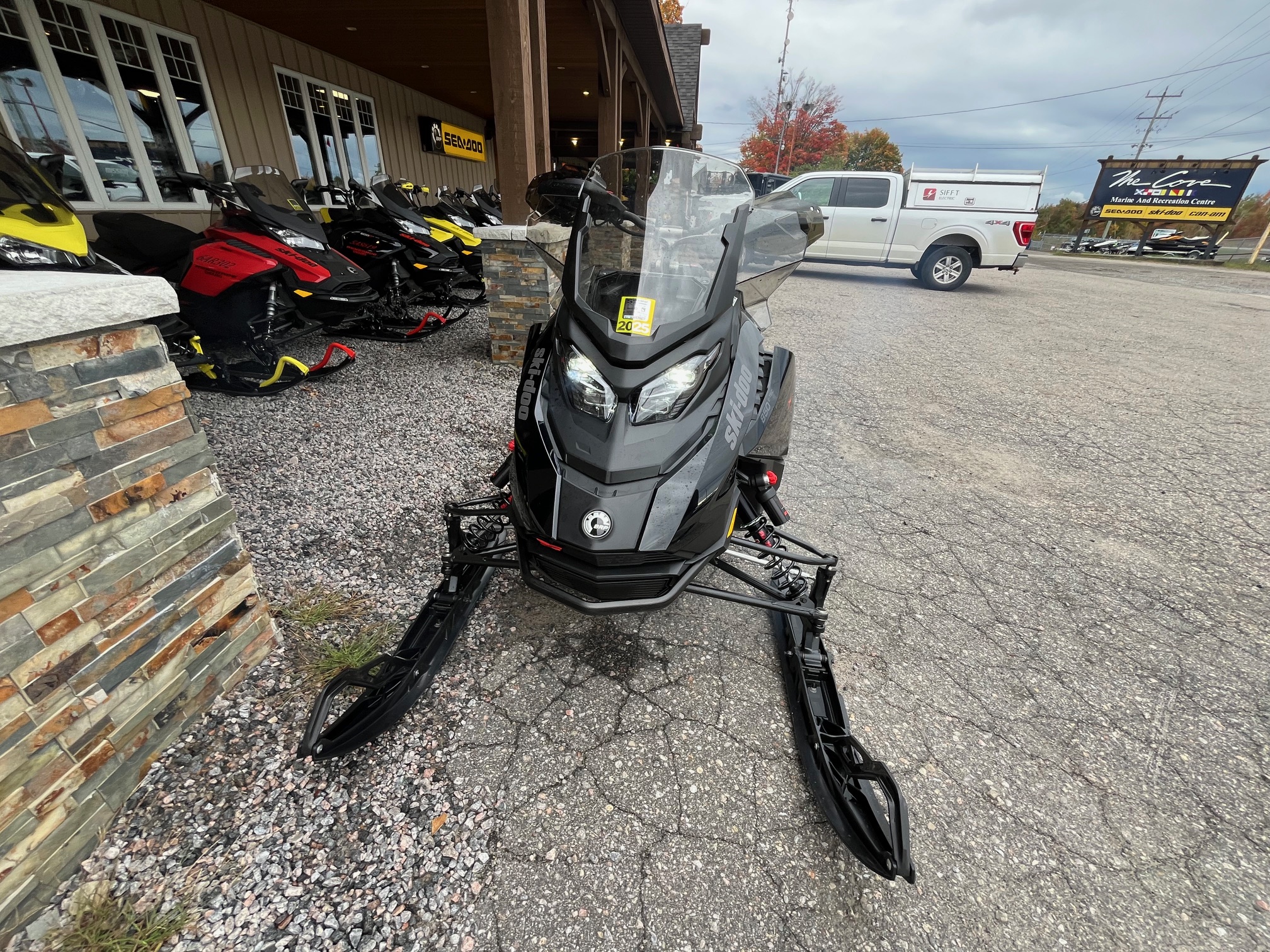 2023 Ski-Doo Renegade X-RS 850 - Photo 2