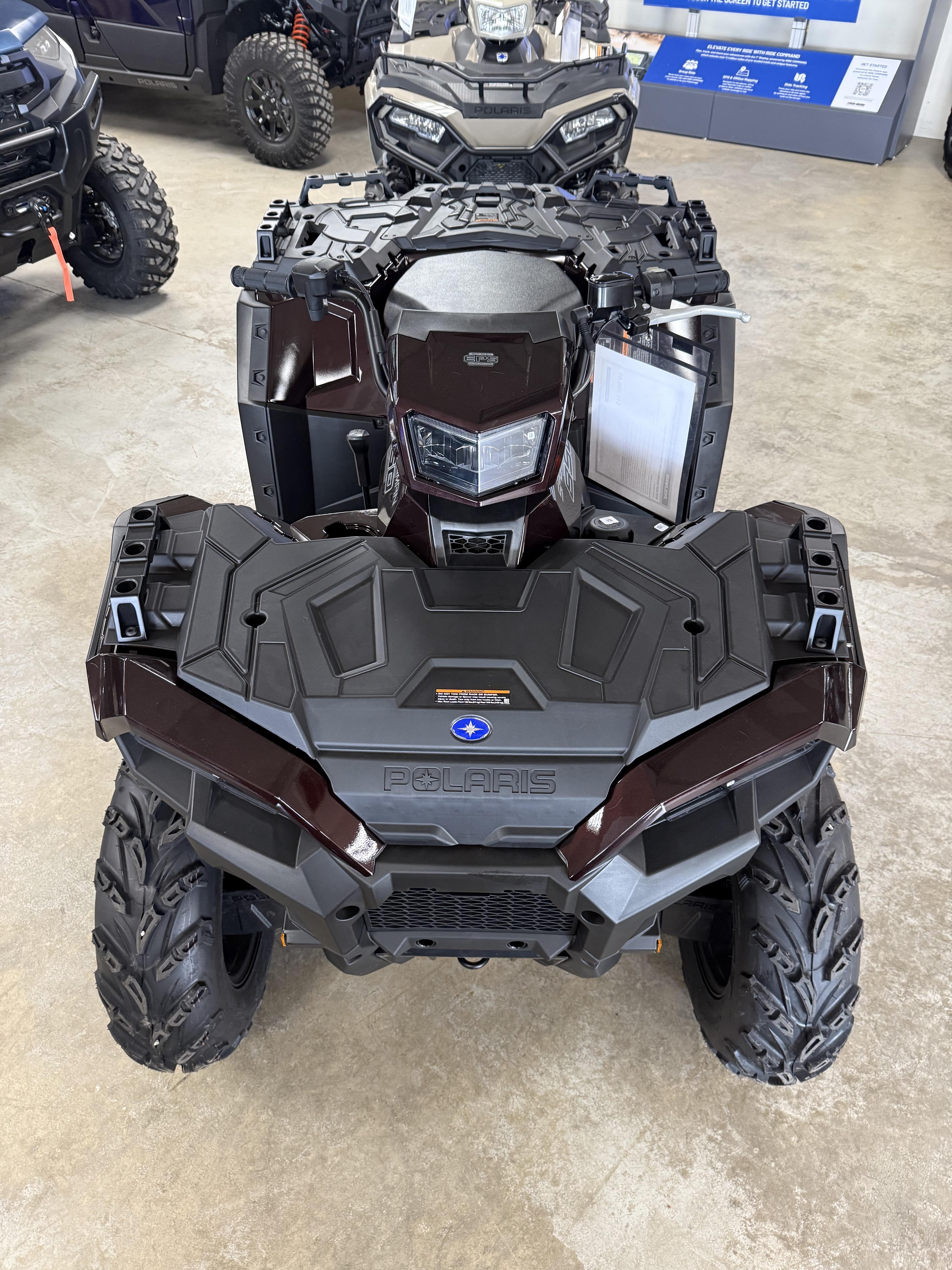 2025 Polaris SPORTSMAN 850 PREMIUM - CRIMSON METALLIC - Photo 2
