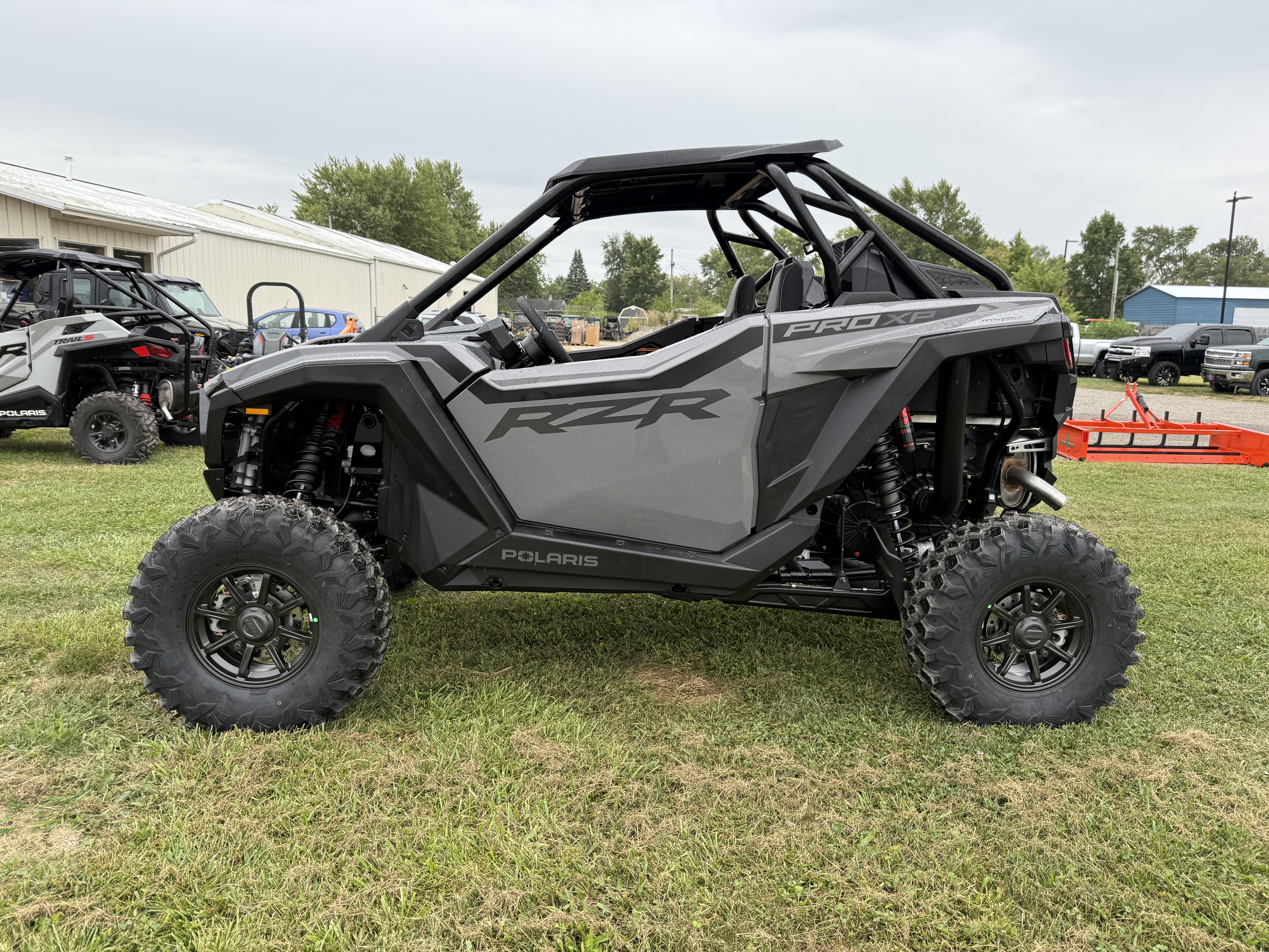 2026 Polaris RZR PRO XP ULTIMATE - SLATE GRAY