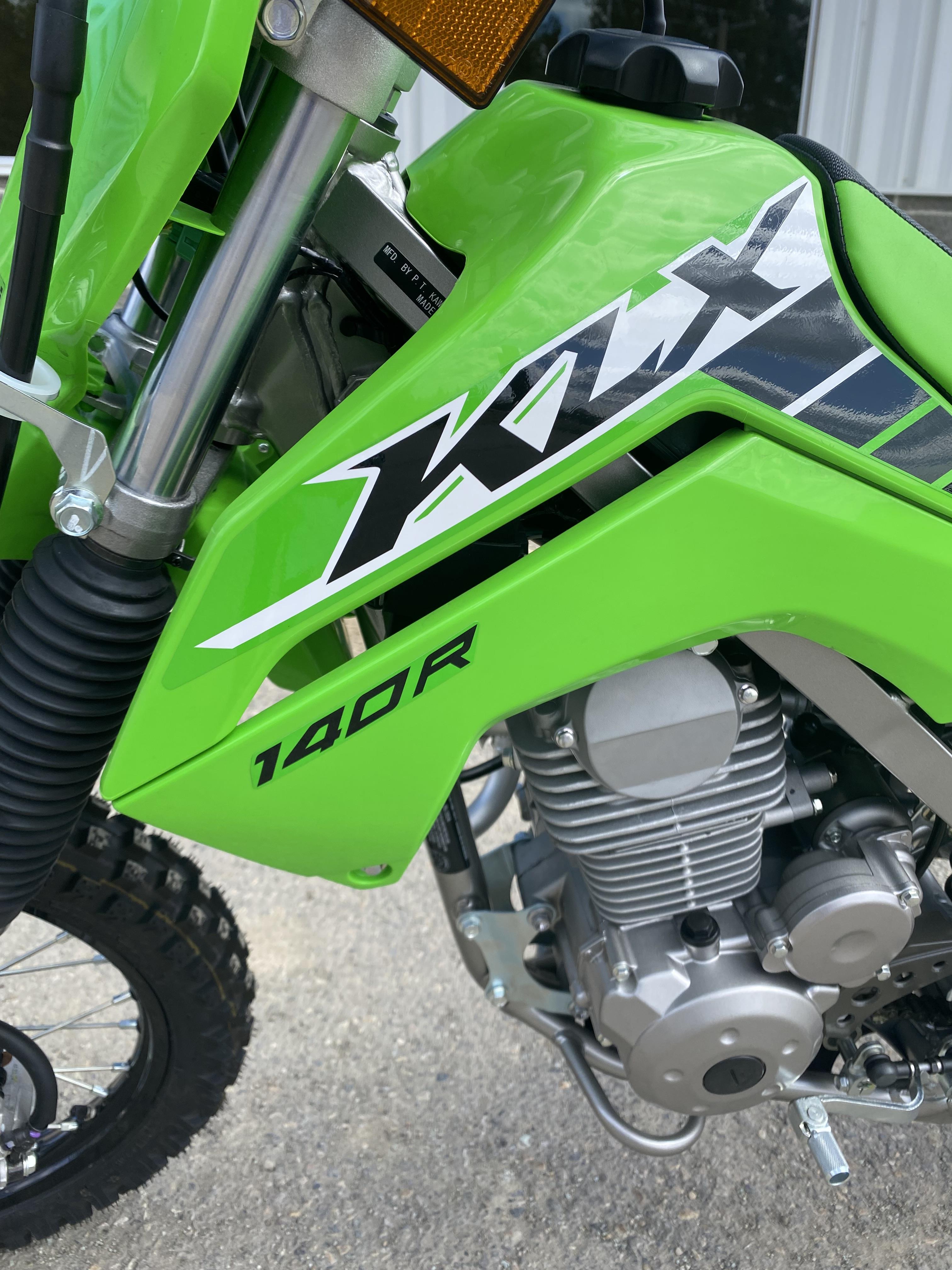 2025 Kawasaki KLX® 140R - Photo 5