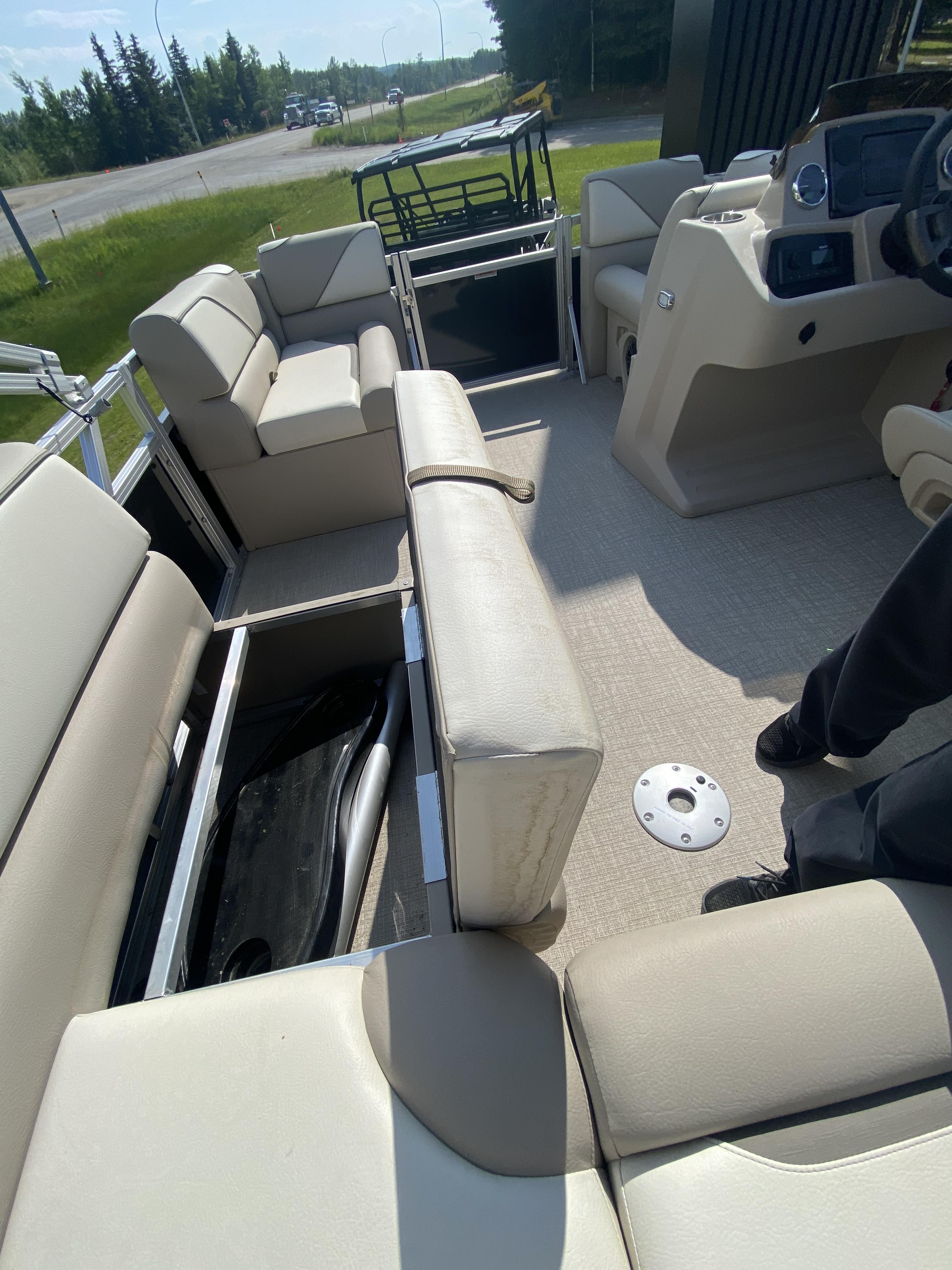 2024 Legend Boats Q-Series LE 15 Cruise - Photo 10
