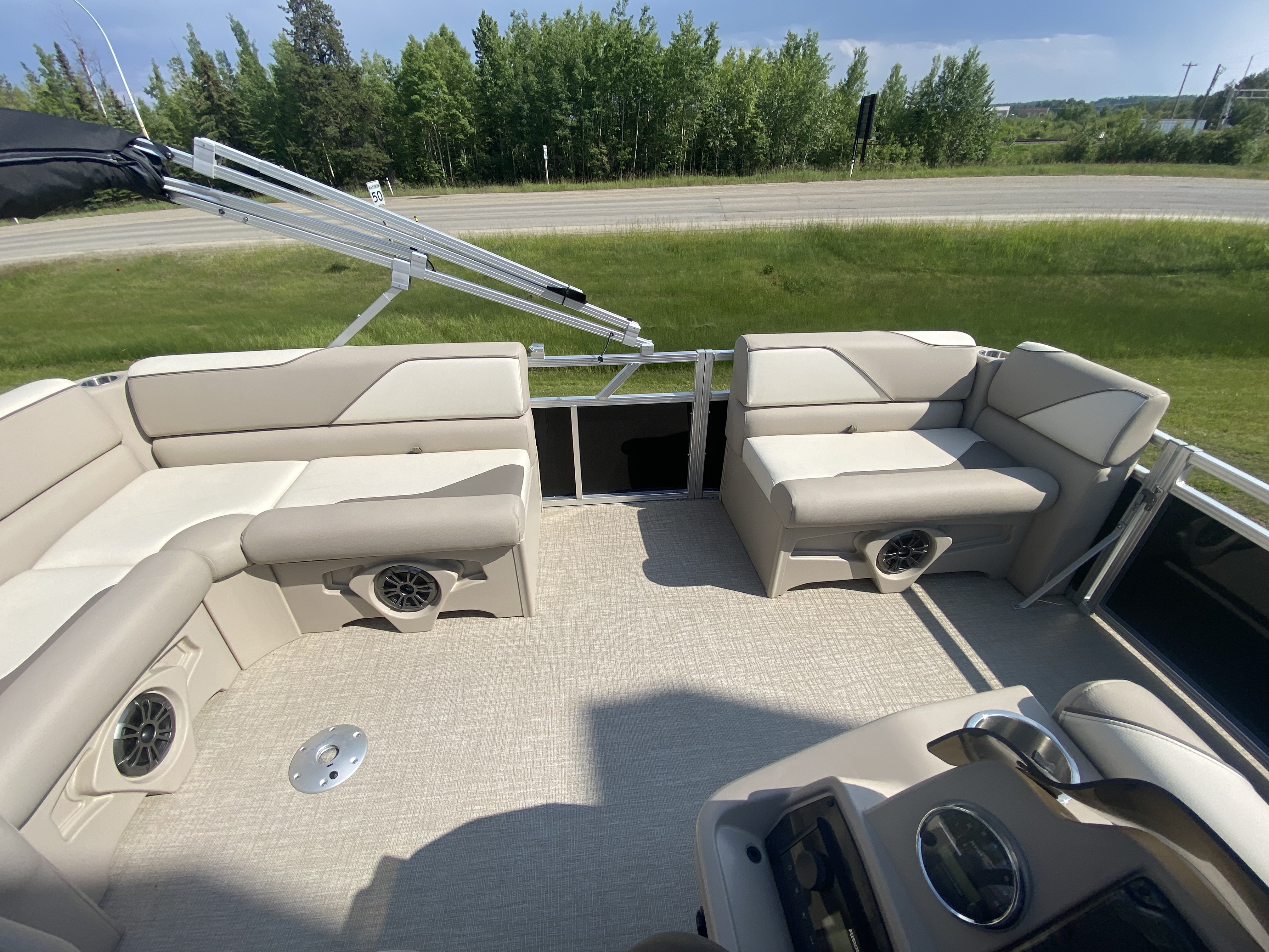 2024 Legend Boats Q-Series LE 15 Cruise - Photo 13