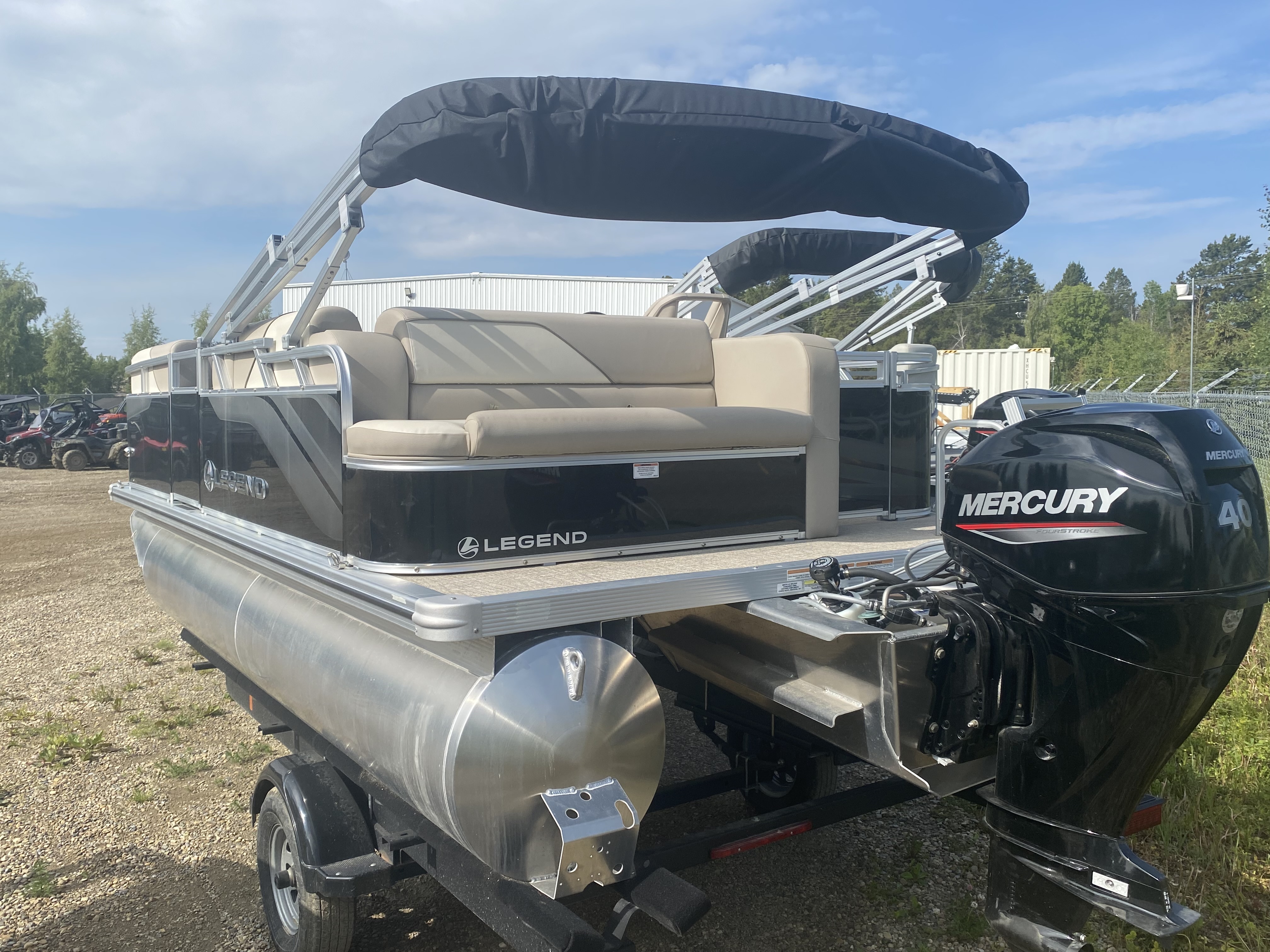 2024 Legend Boats Q Series LE 17 Cottage - Photo 17