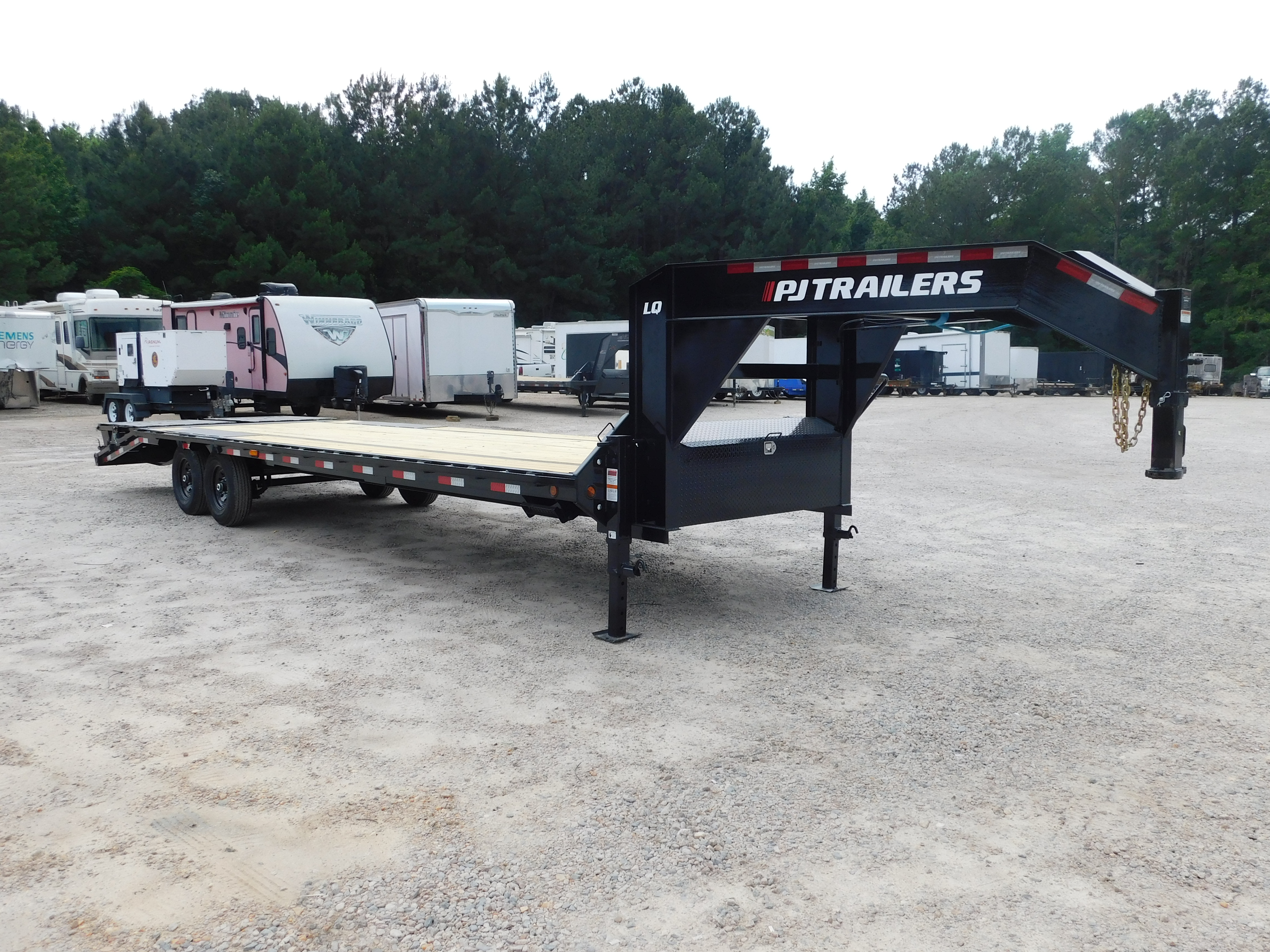 2027 PJ Trailers 25+5ft Gooseneck Deckover