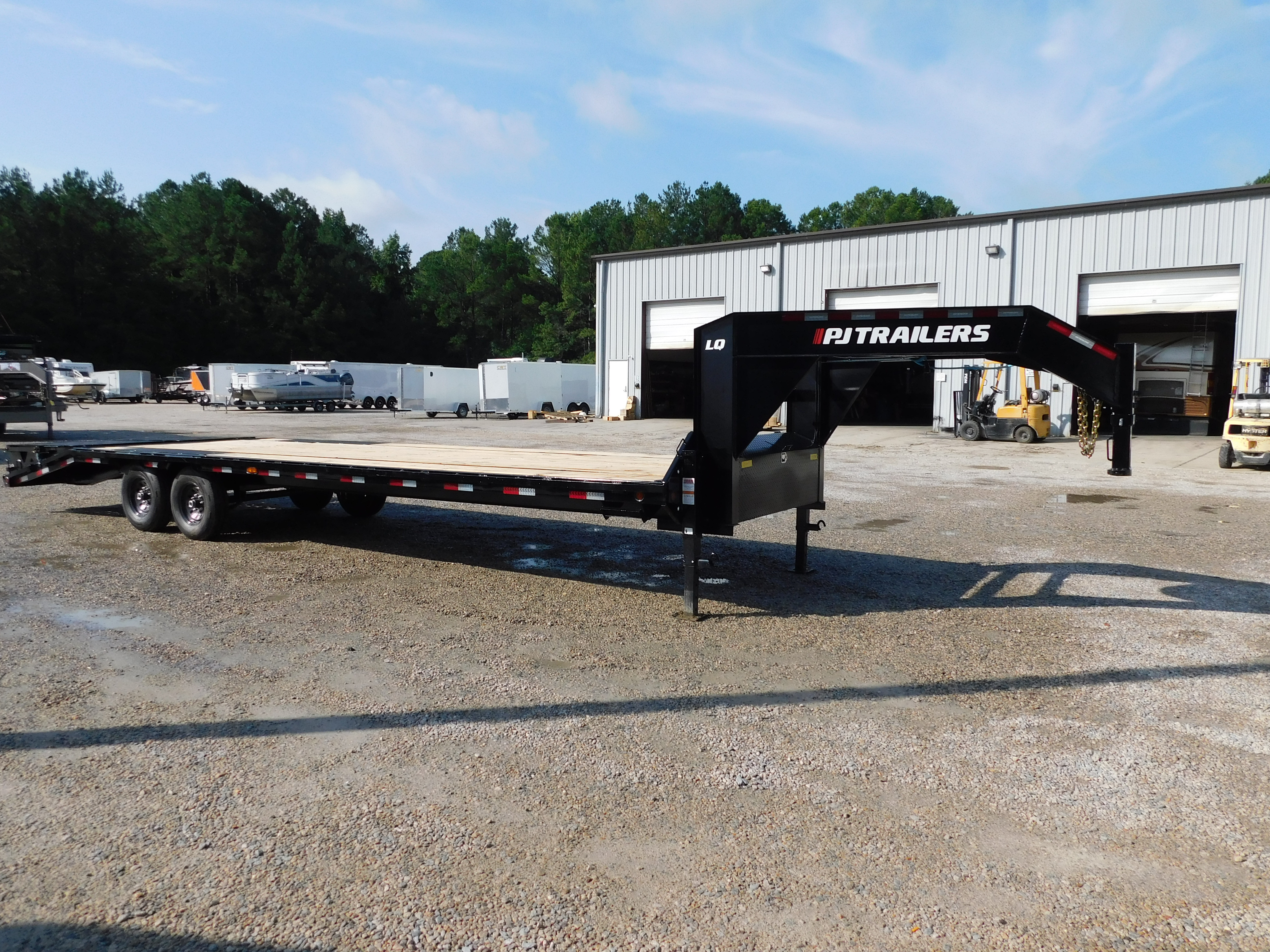 2027 PJ Trailers 25+5ft Gooseneck Deckover