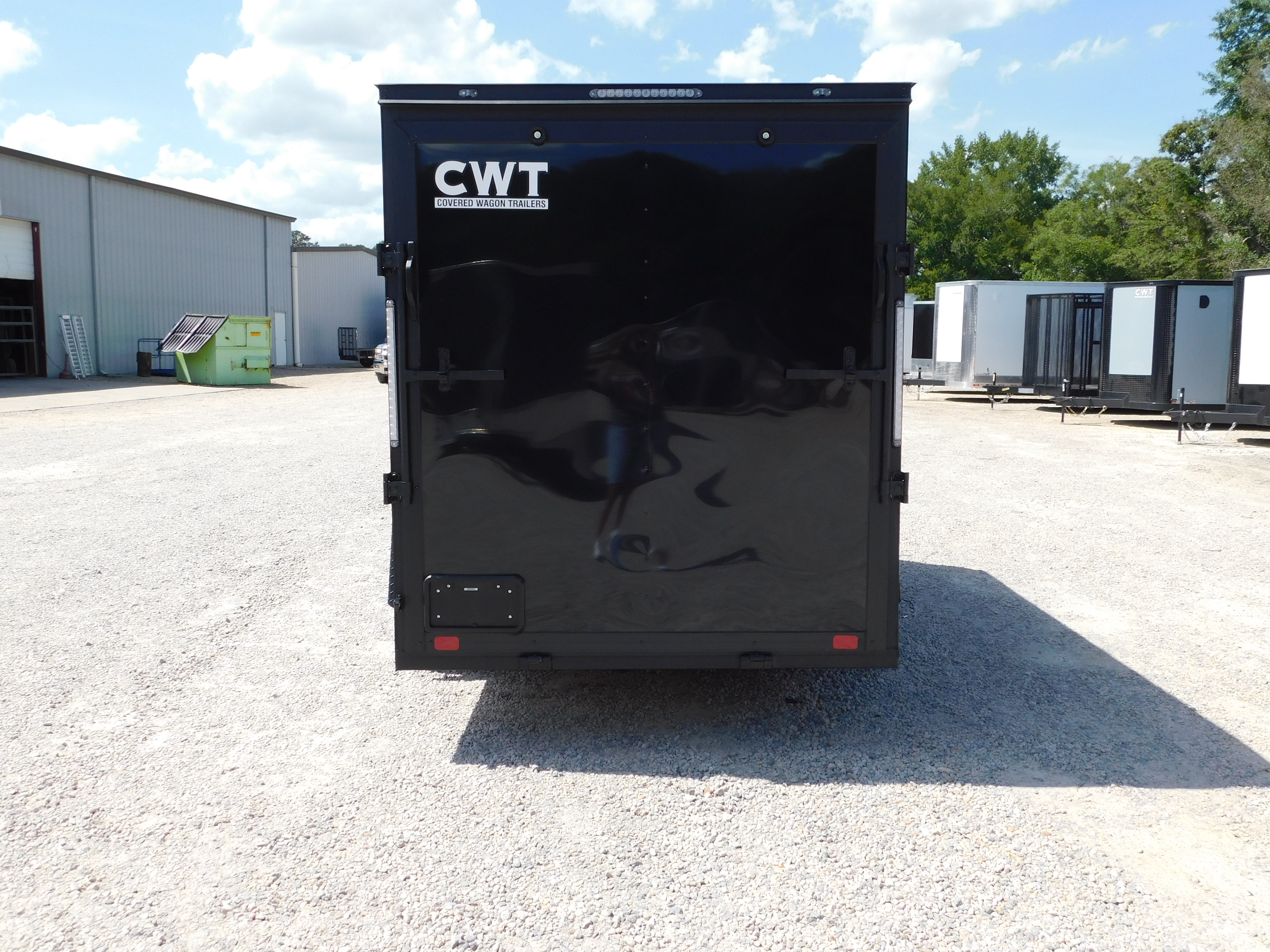 2027 Covered Wagon photo 3