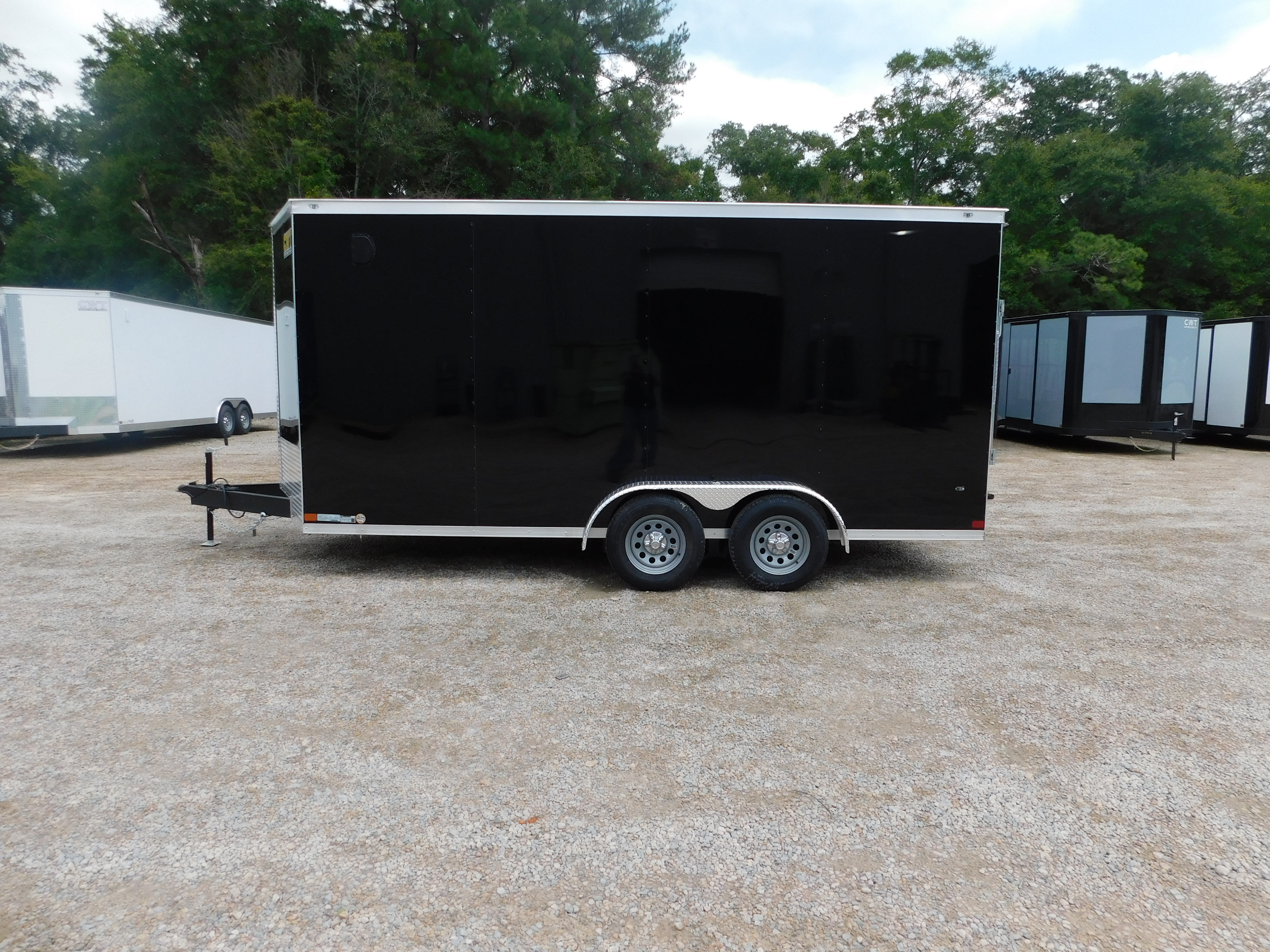 2027 Covered Wagon photo 2
