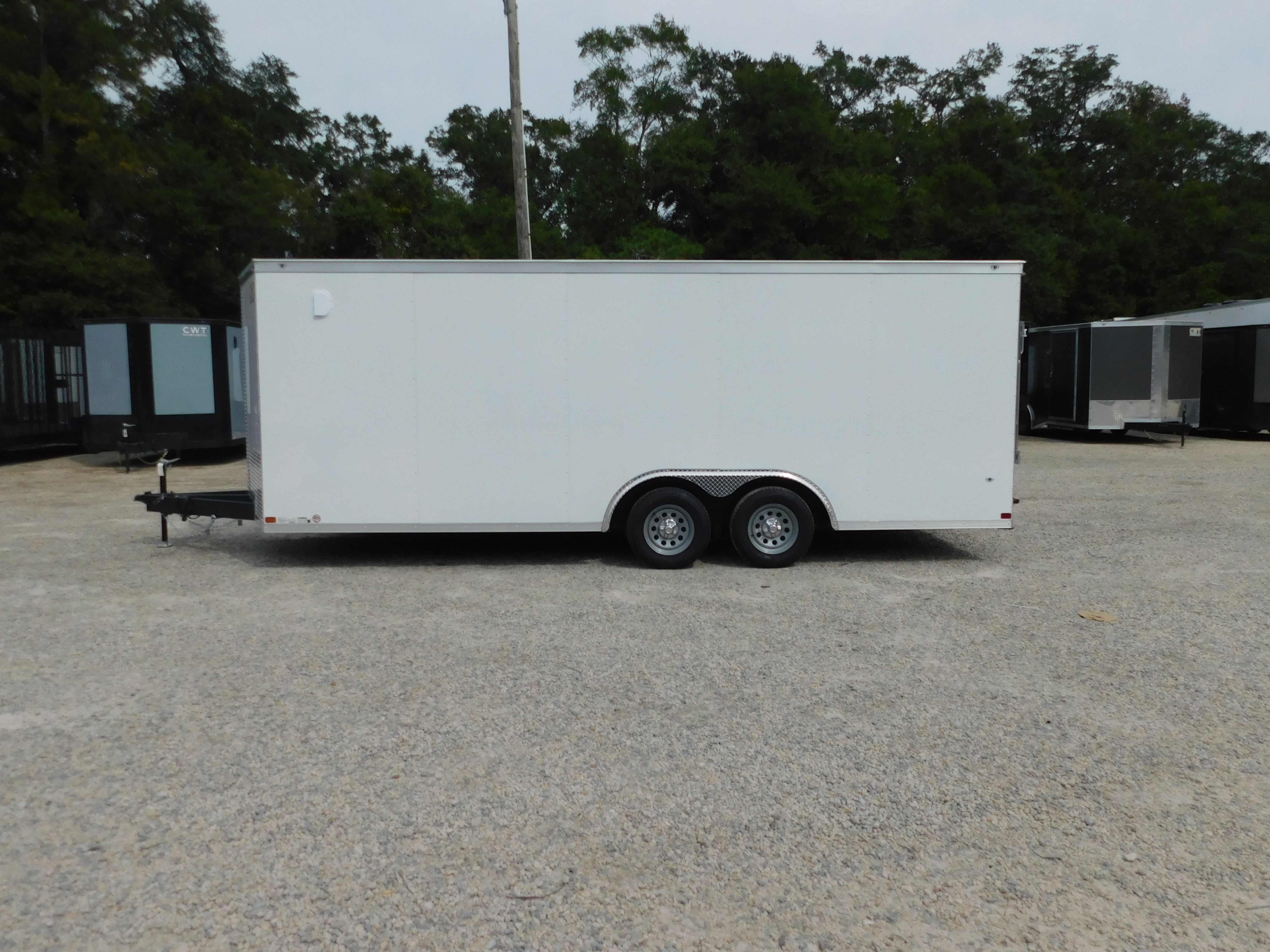 2027 Covered Wagon photo 3