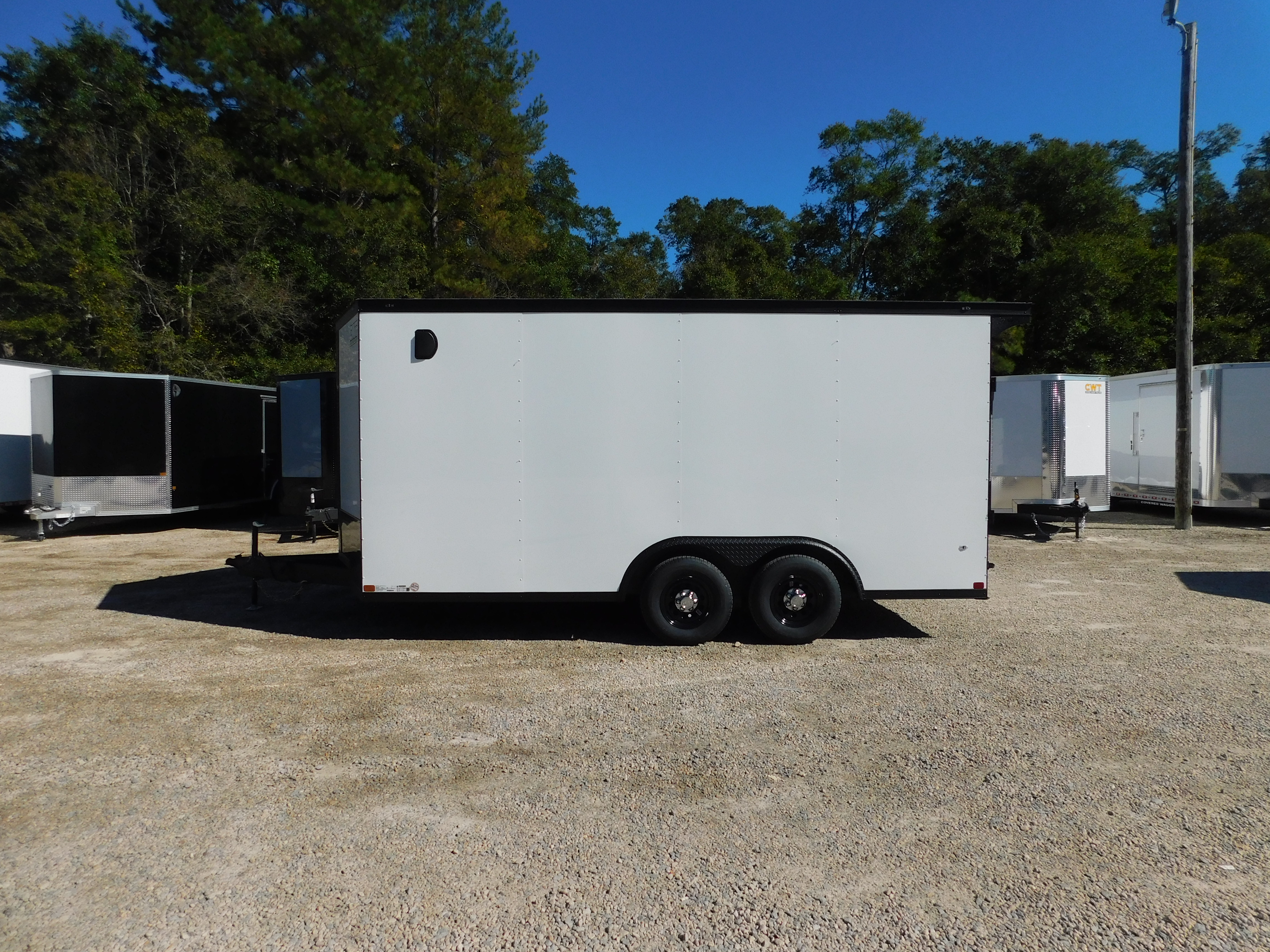 2027 Covered Wagon photo 2