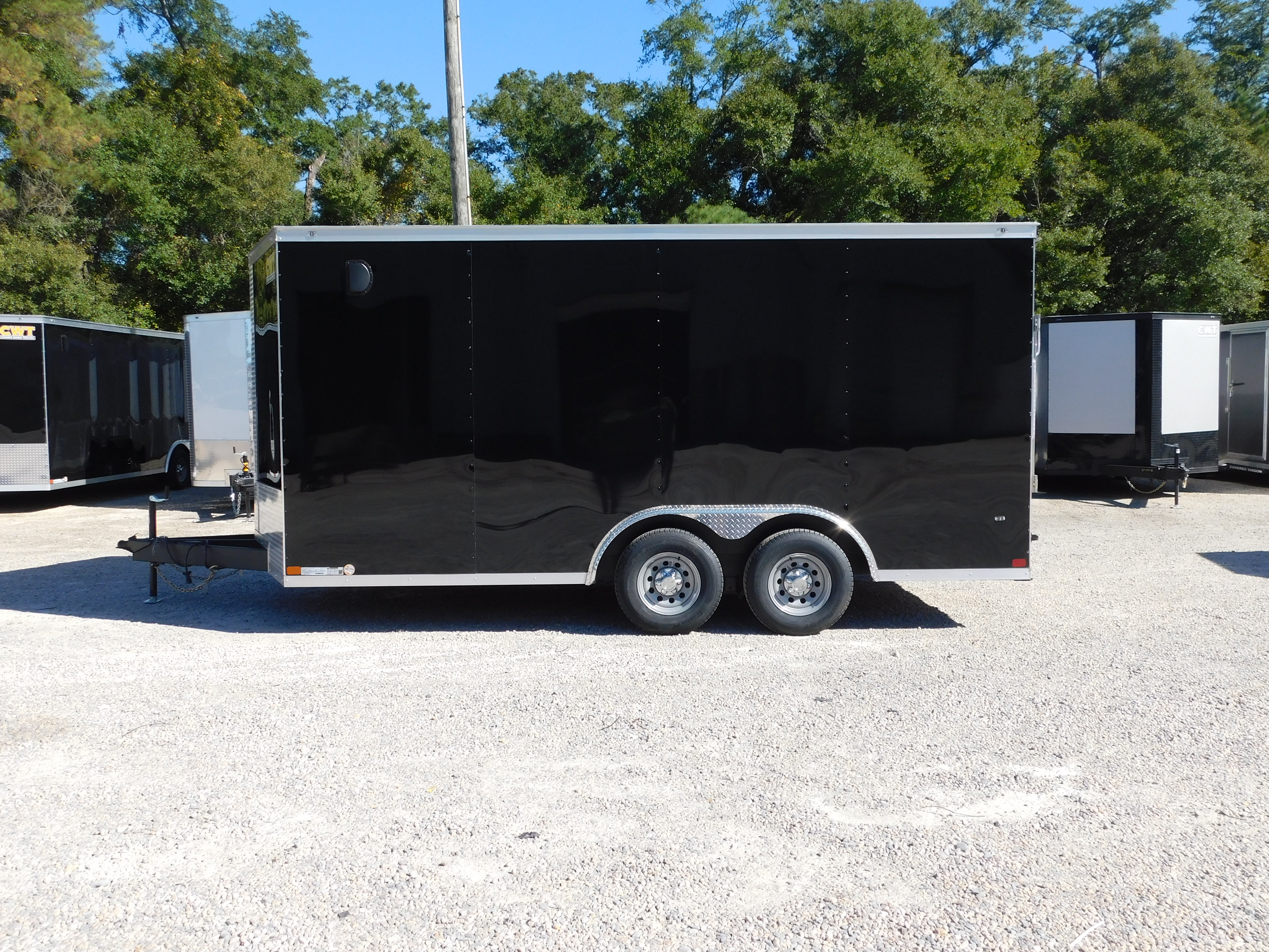 2027 Covered Wagon photo 2