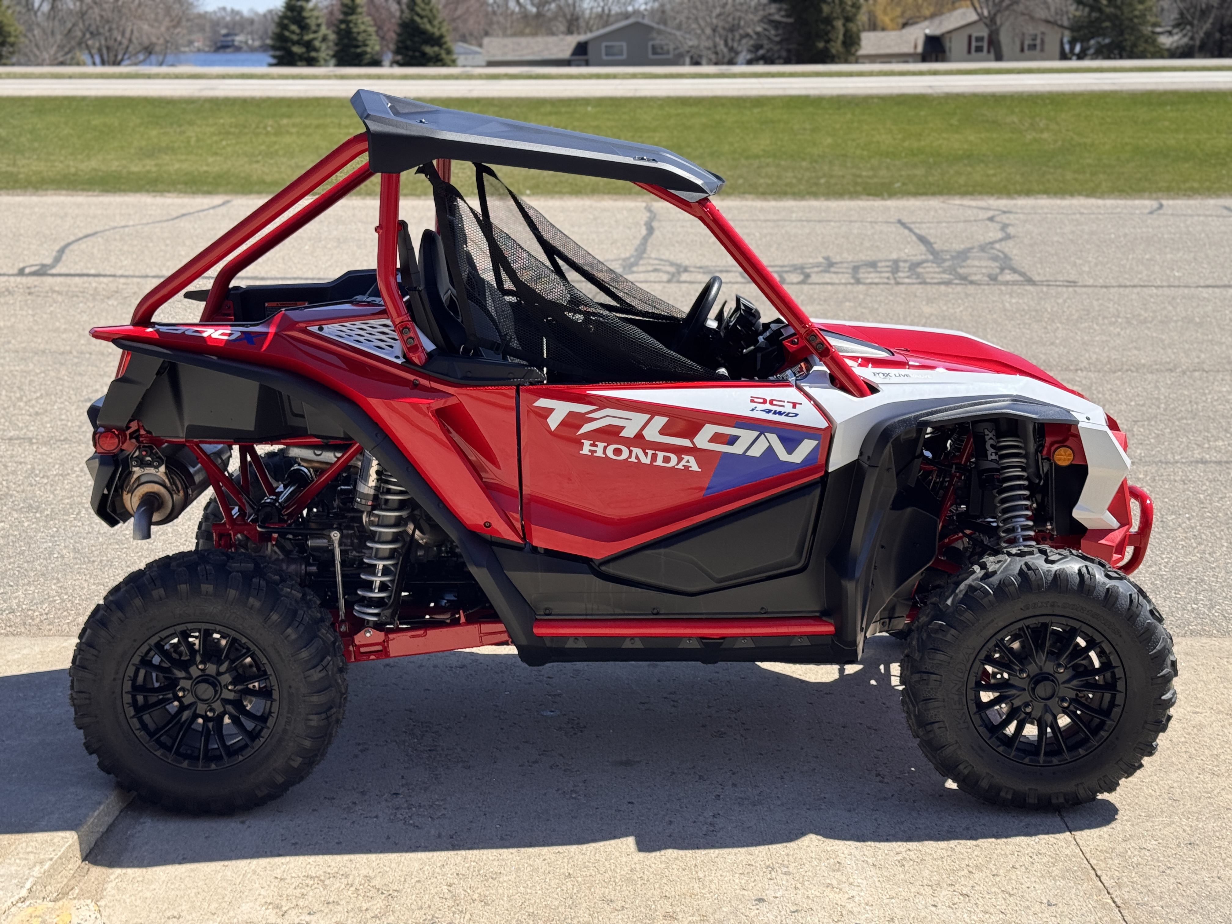 2026 Honda Talon 1000X FOX Live Valve — detail view