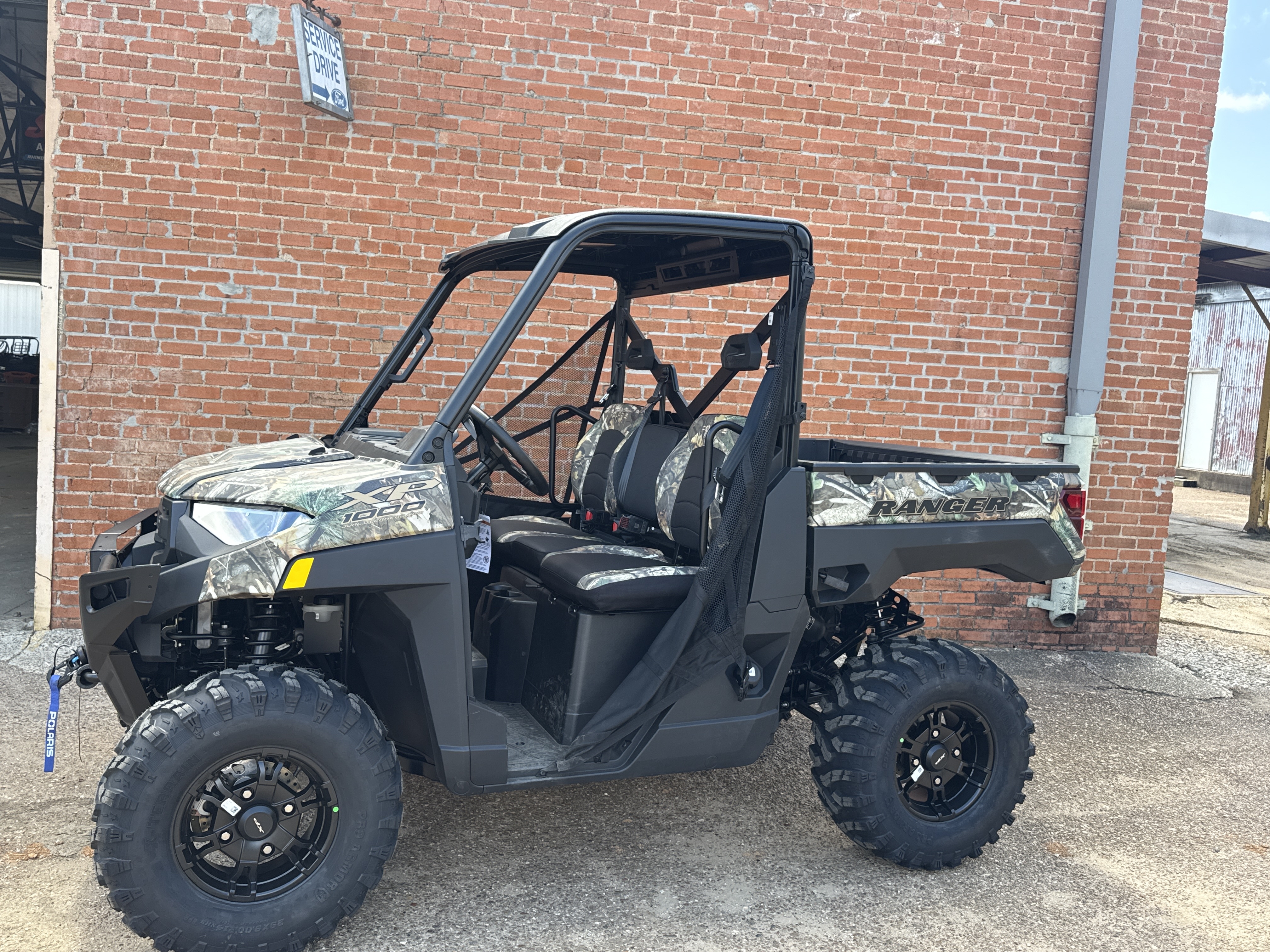 2025 Polaris Ranger XP® 1000 Premium - Photo 2