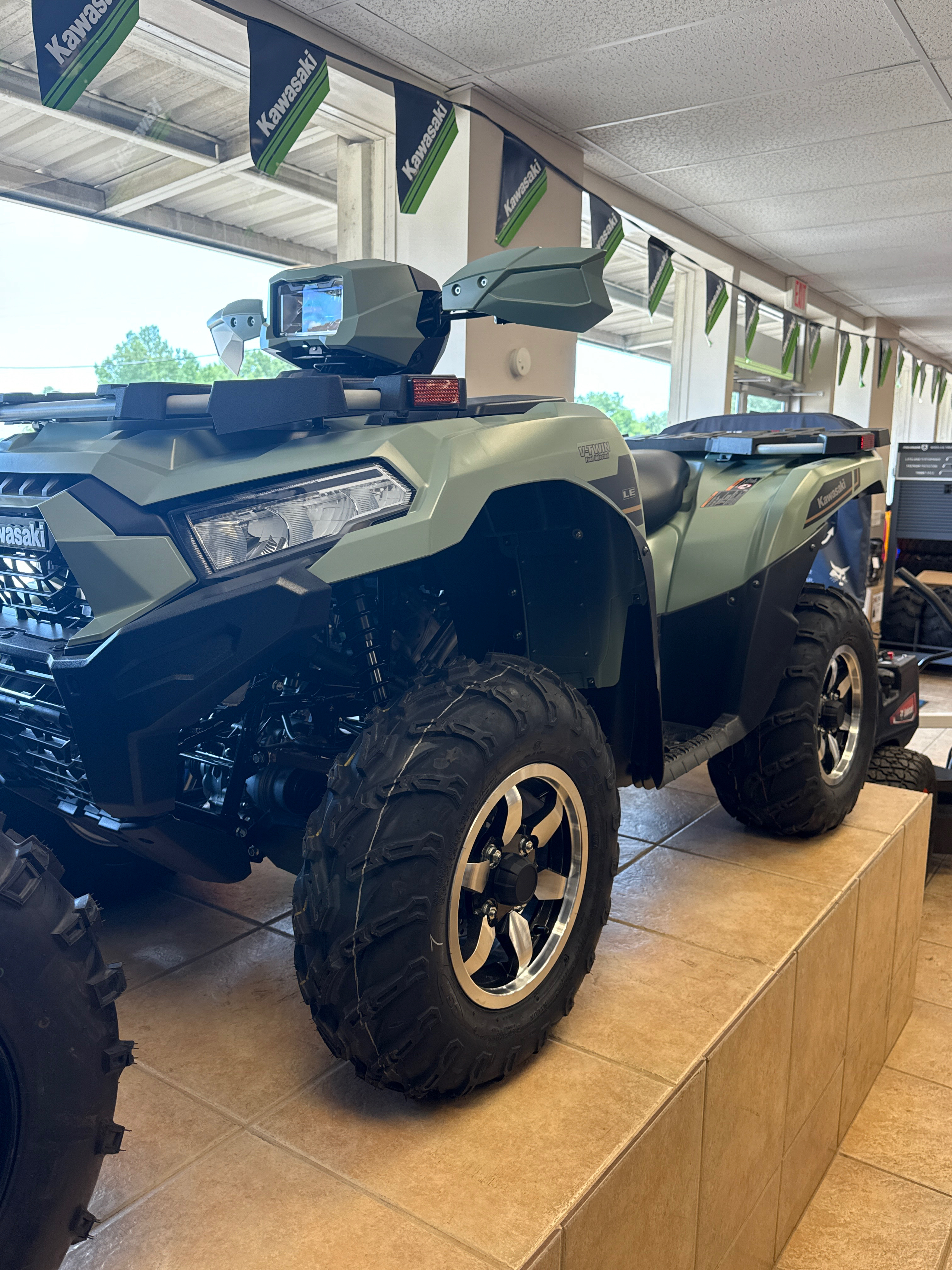 2025 Kawasaki BRUTE FORCE 750 EPS - Photo 2