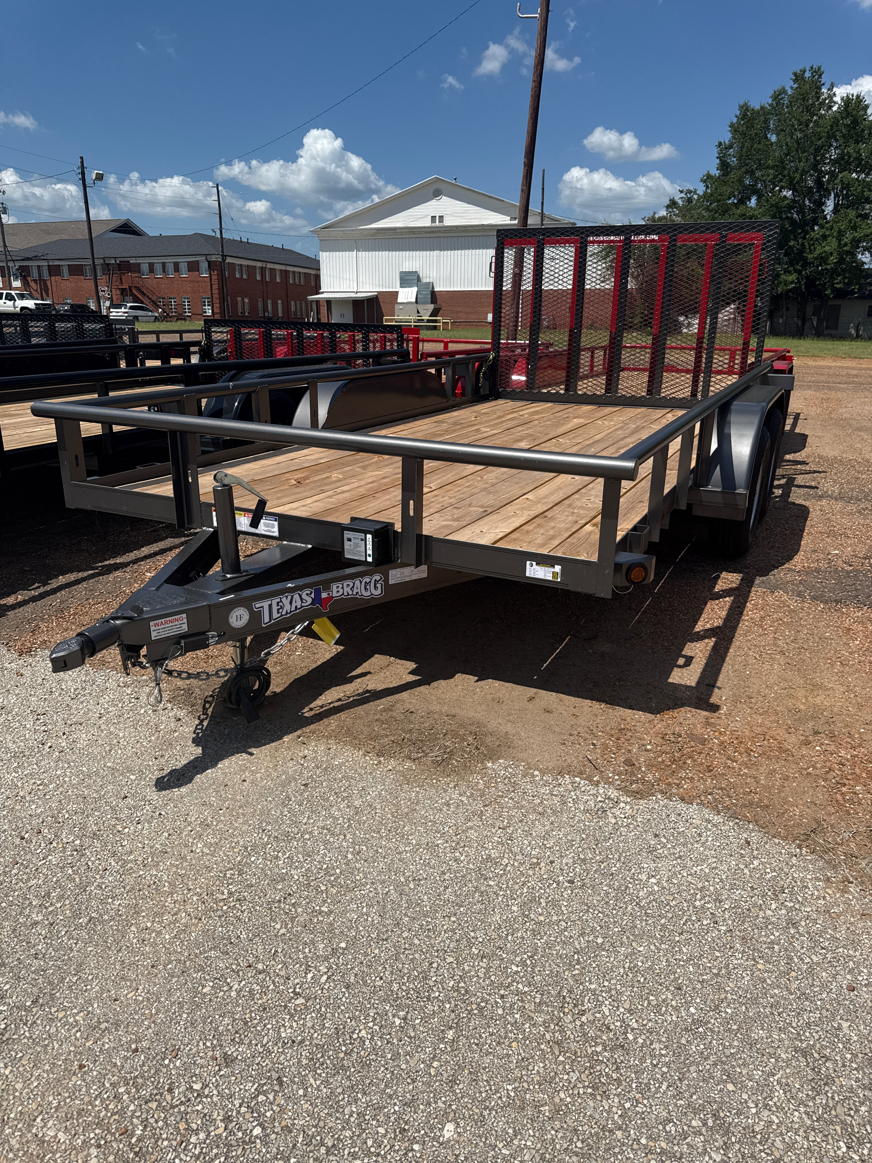 2025 Texas Bragg 14' PIPE 4' GATE - BRAKES