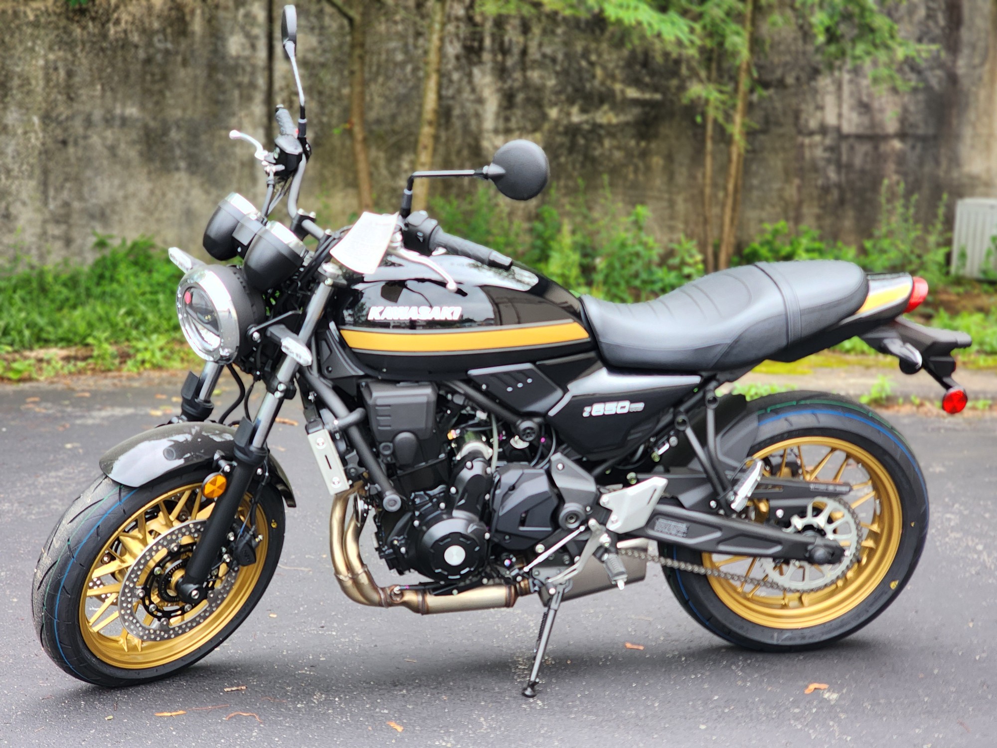 2025 Kawasaki ER650RSFBL Z650 RS Z for Sale | Tom's Cycle