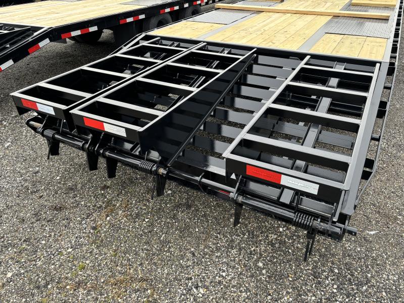 2024 20K Gooseneck Trailer photo 3
