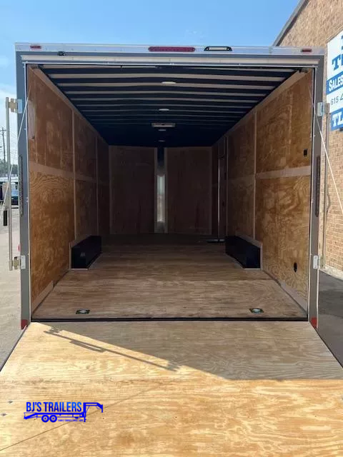 2026 8'6"x24x7 Enclosed Trailer