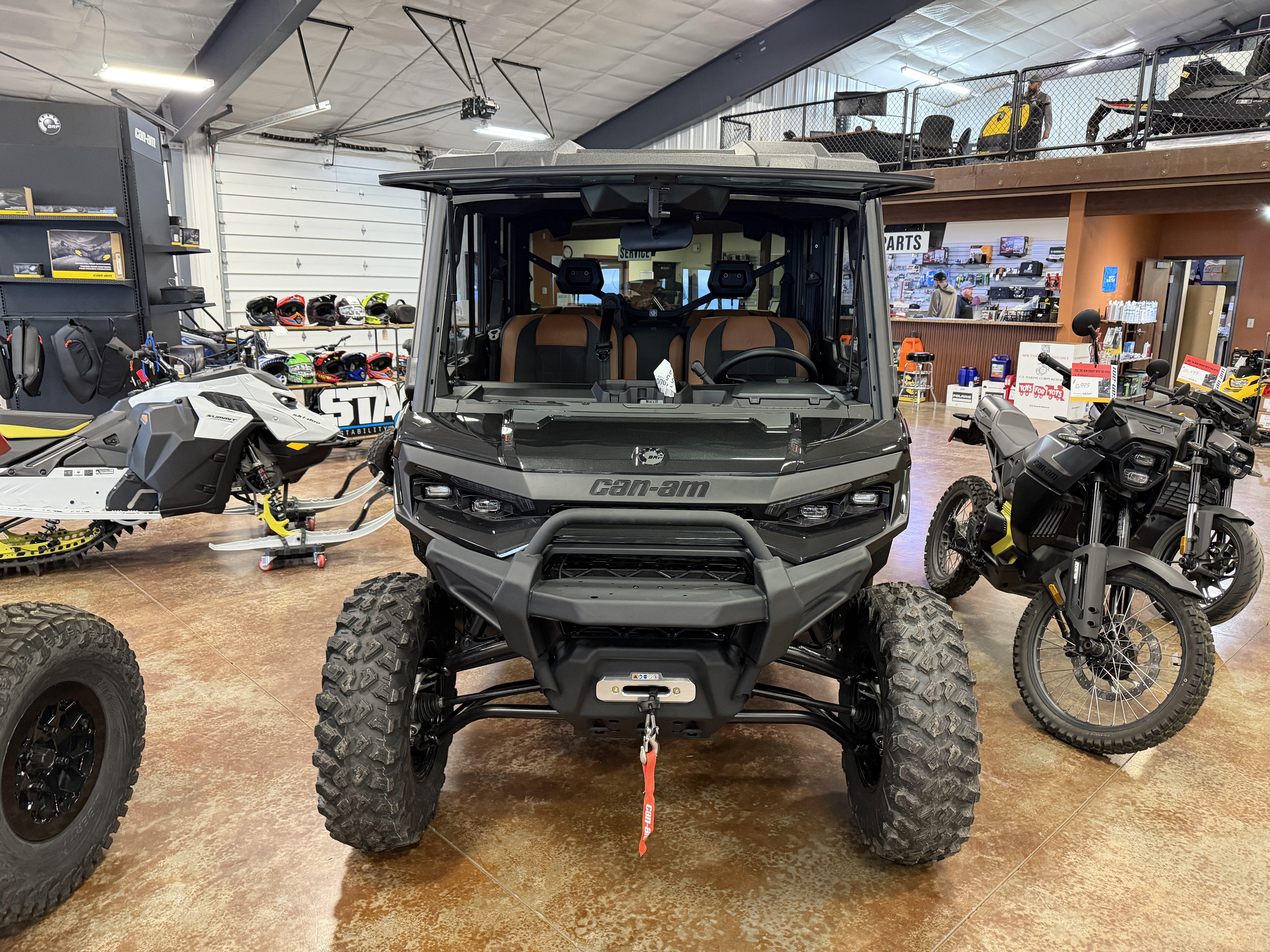 Can-Am Defender Max Limited Cab HD10 Image