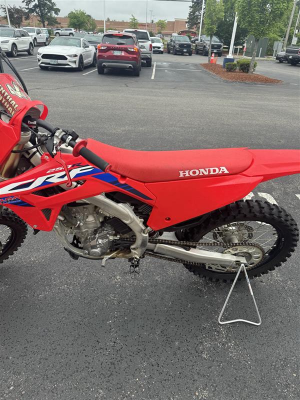 2023 Honda CRF250R - Photo 6