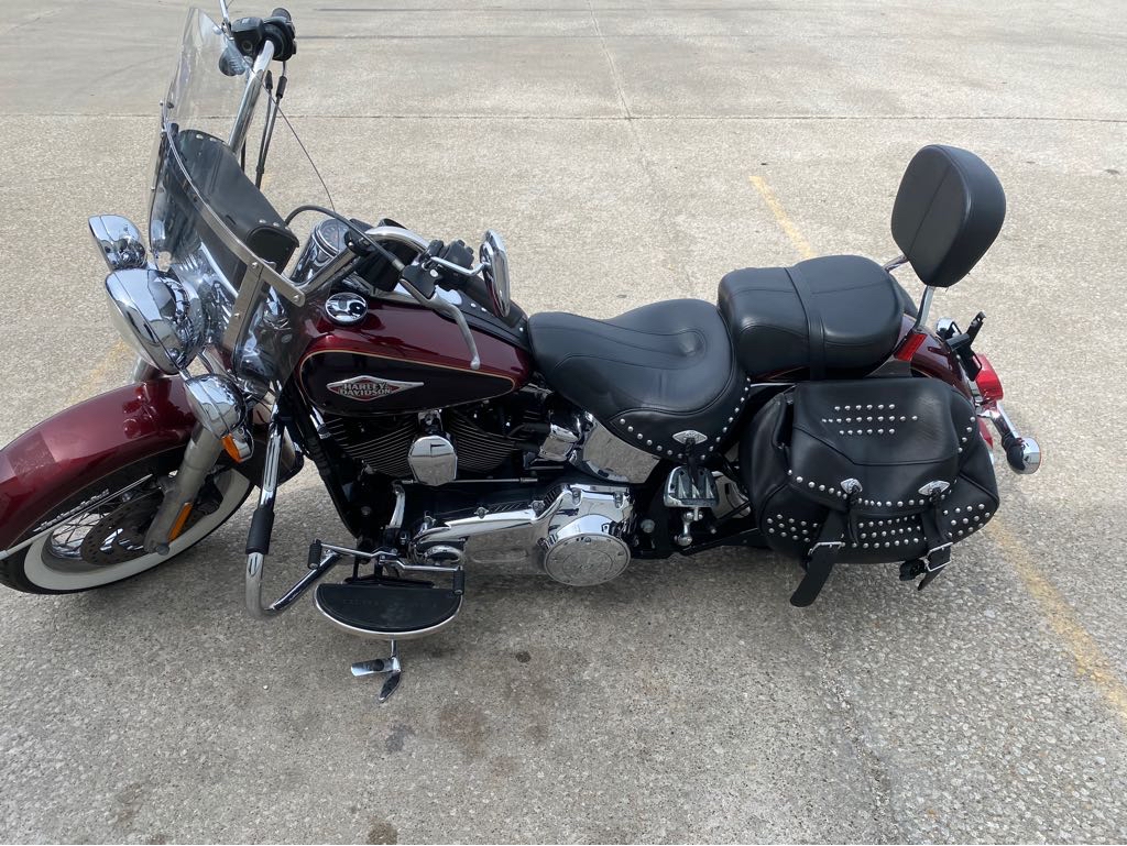 2015 Harley-Davidson® HERITAGE SOFTAIL CLASSIC - Photo 2