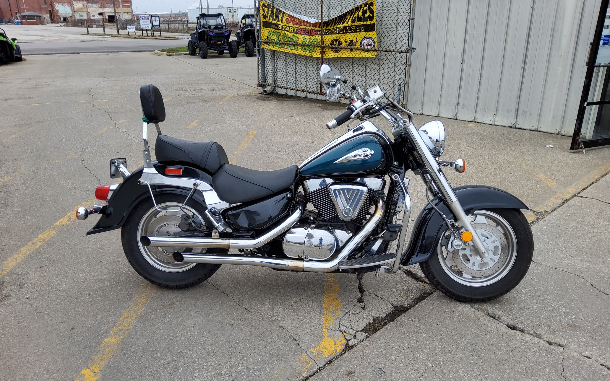 1999 Suzuki BOULEVARD 1500 - Photo 2