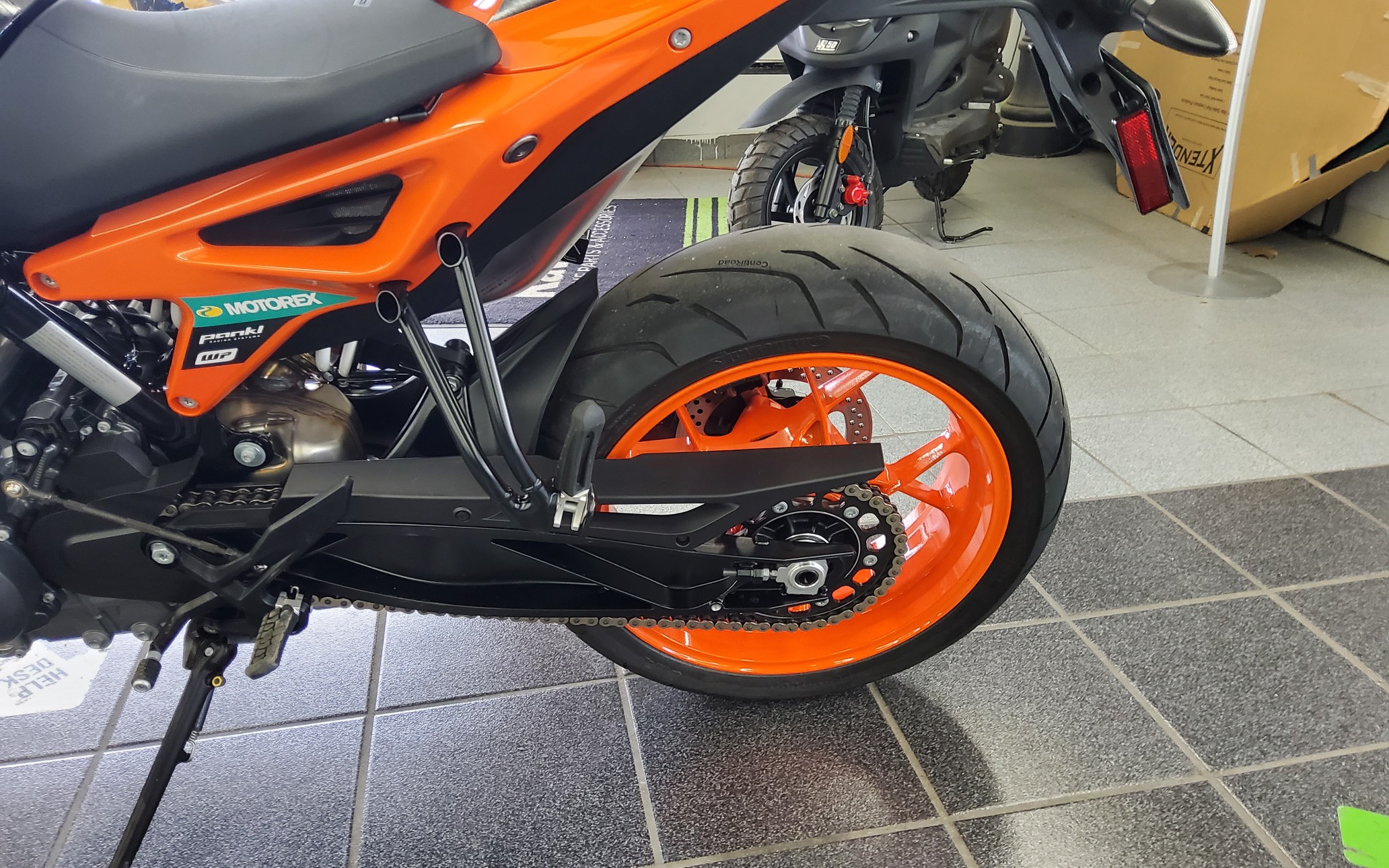2022 KTM 890 DUKE GP - Photo 7
