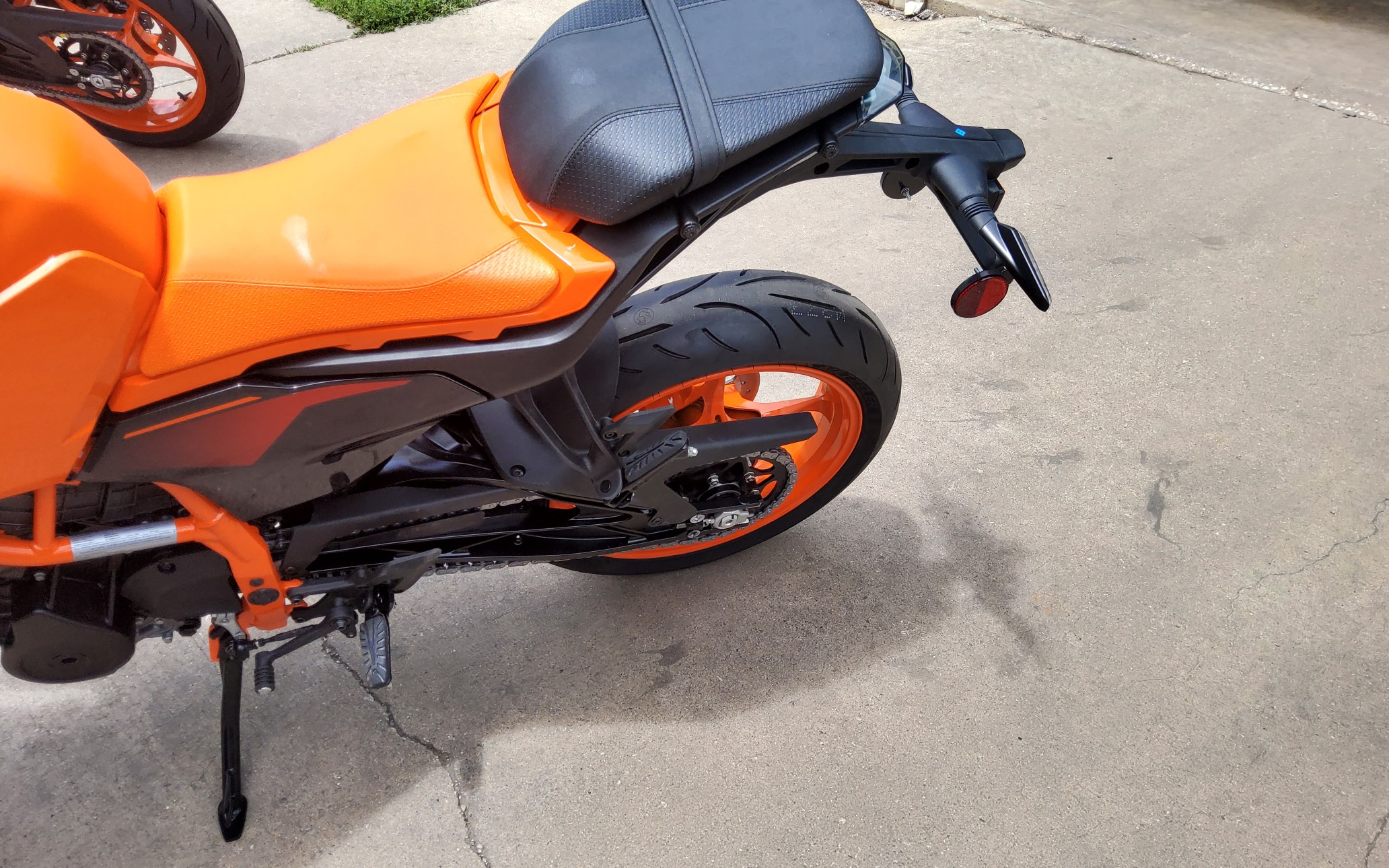 2024 KTM 390 DUKE - Photo 9