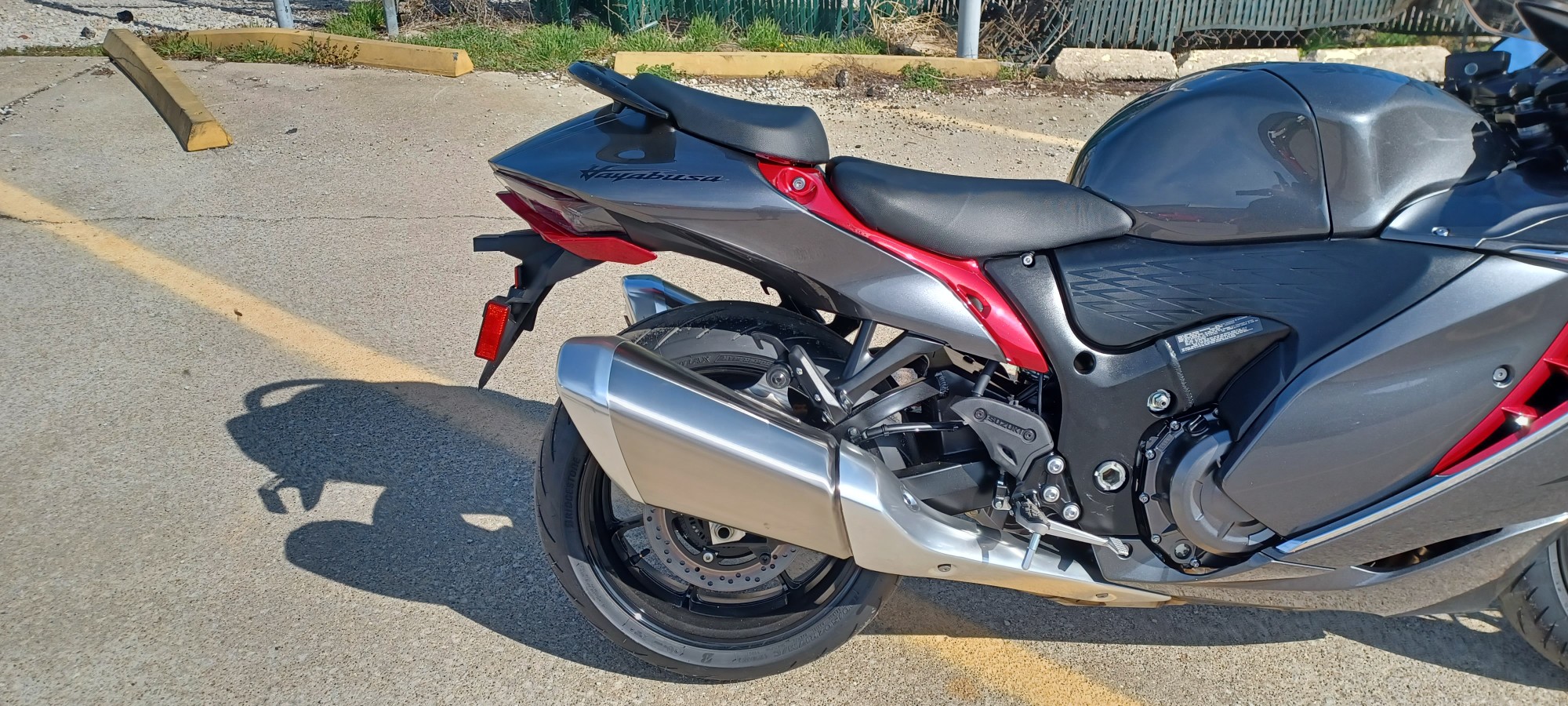 2024 Suzuki HAYABUSA GRAY - Photo 2