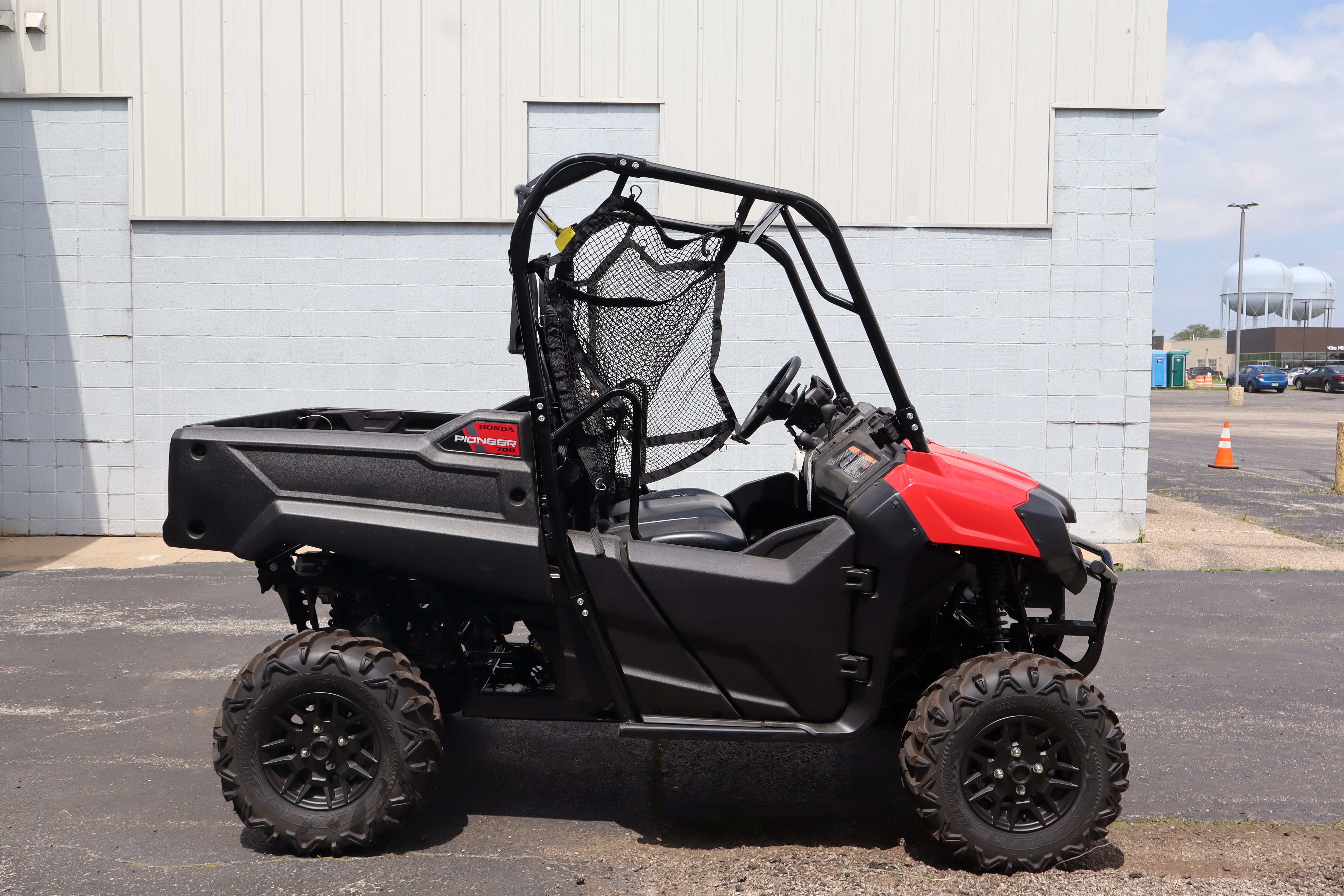 2025 Honda PIONEER 700 DELUXE - Photo 2