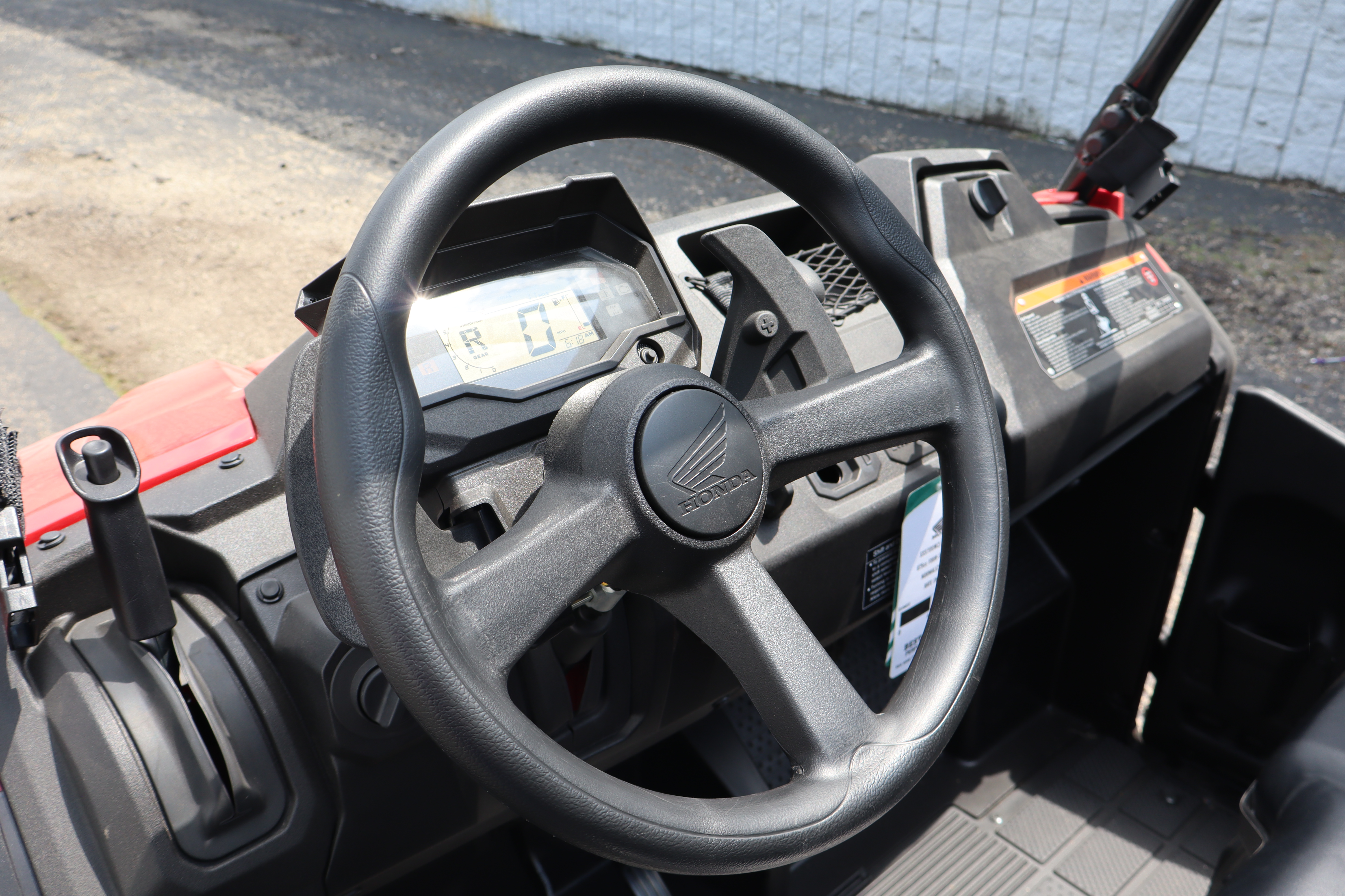 2025 Honda PIONEER 700 DELUXE - Photo 13