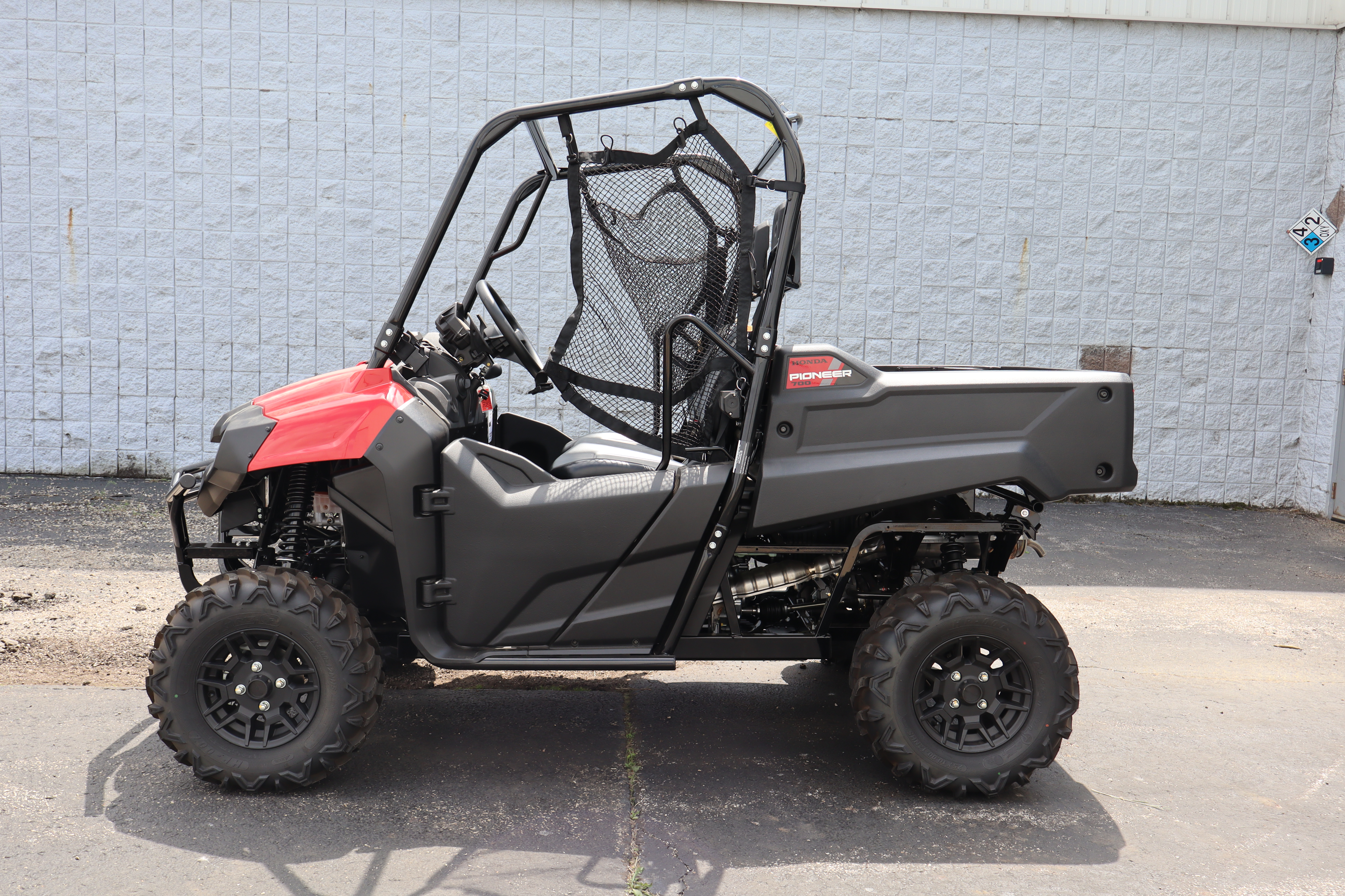 2025 Honda PIONEER 700 DELUXE - Photo 7