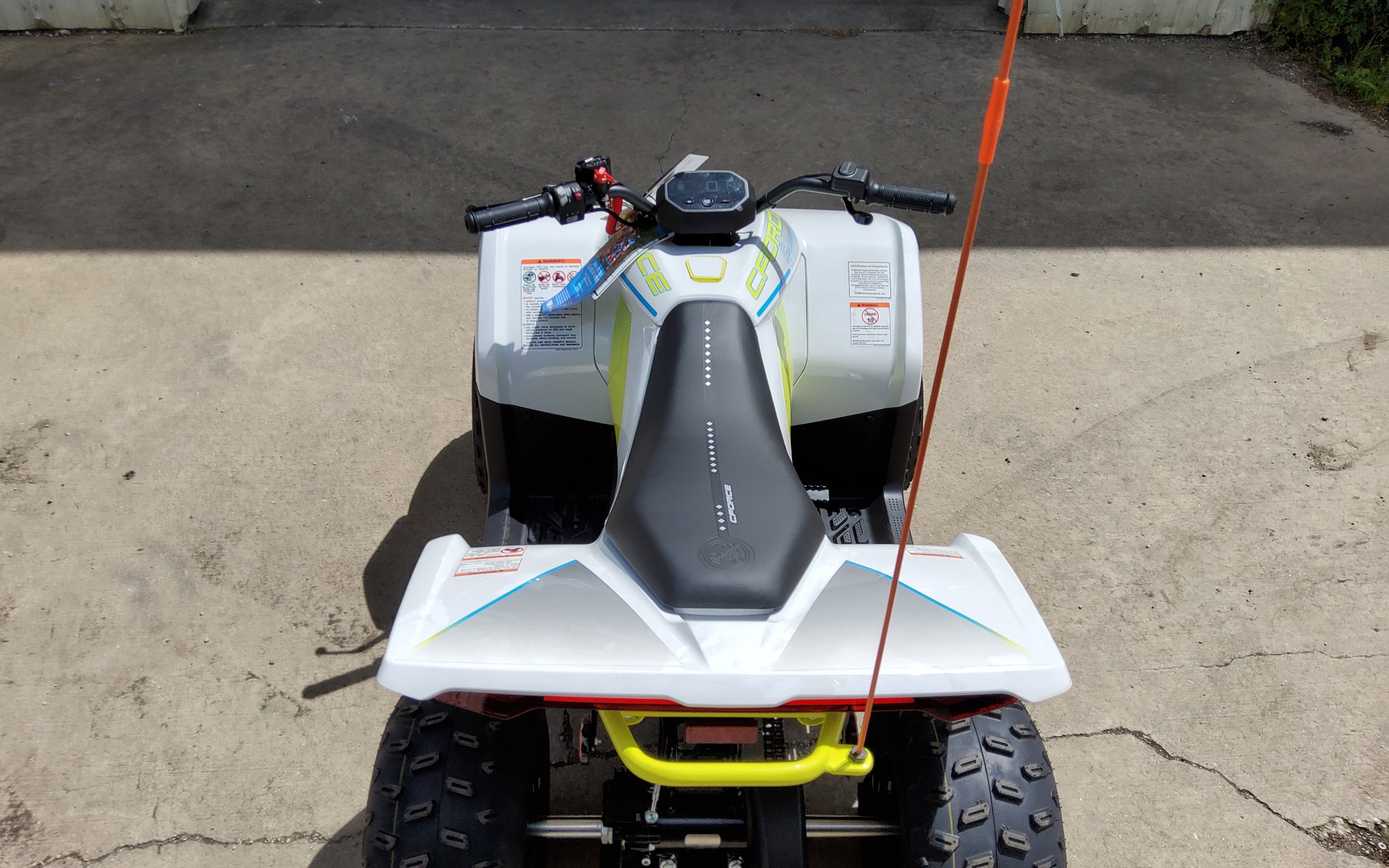 2024 CFMOTO CFORCE 110 EV - Photo 7