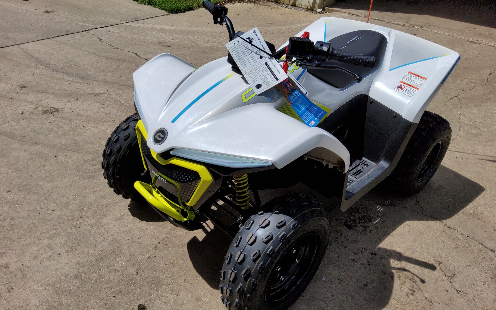 2024 CFMOTO CFORCE 110 EV - Photo 11