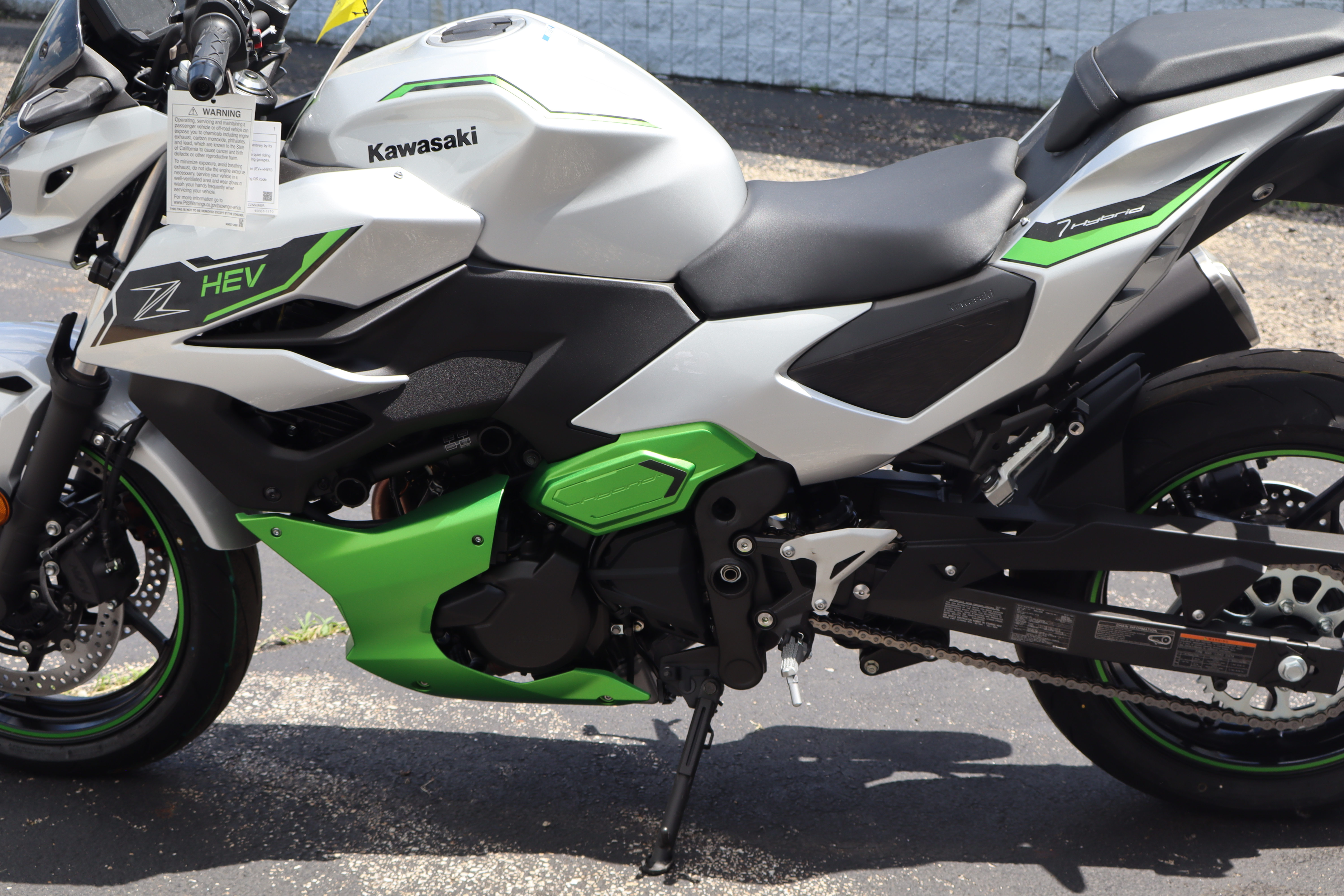 2024 Kawasaki Z7 HYBRID ABS - Photo 8