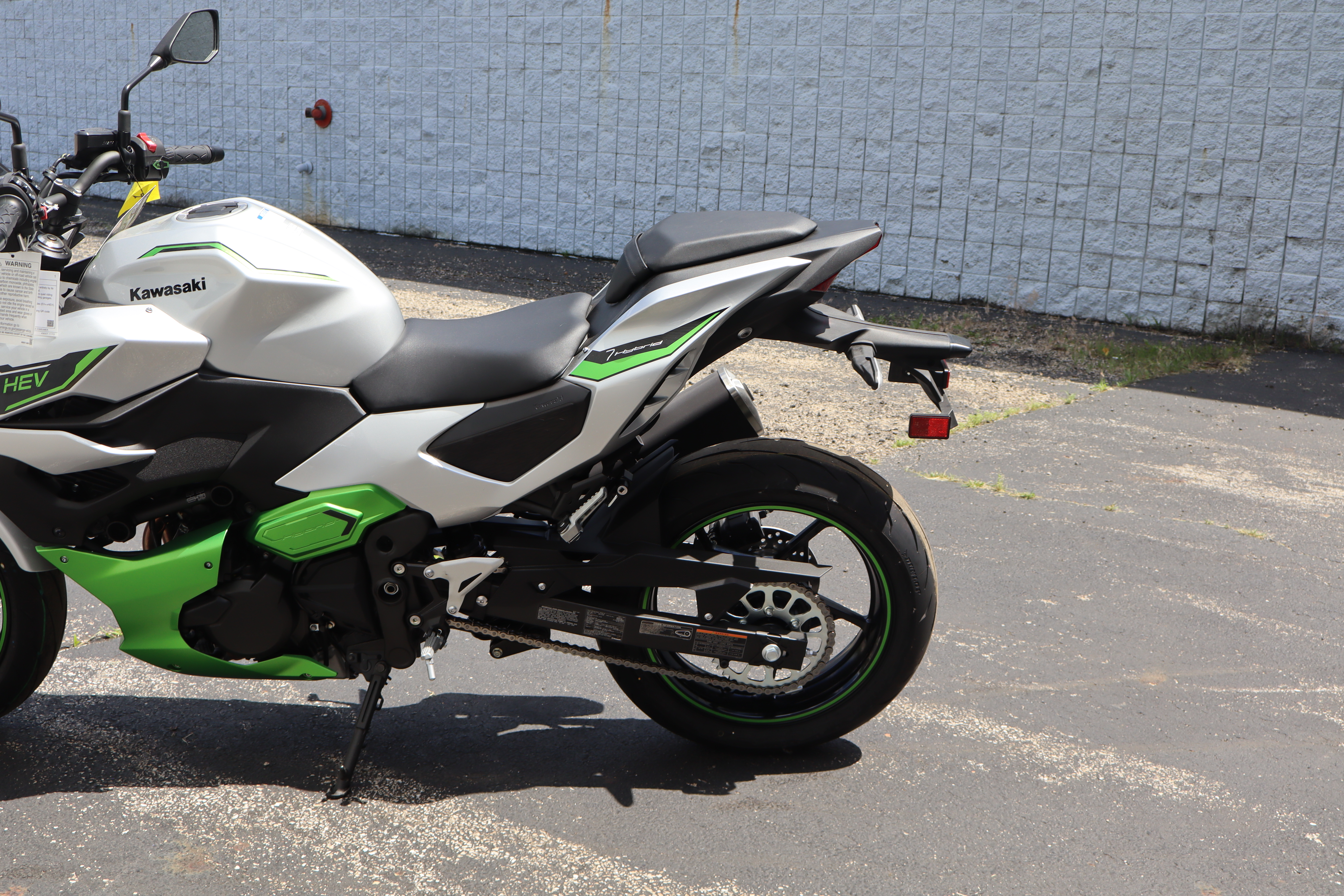 2024 Kawasaki Z7 HYBRID ABS - Photo 9