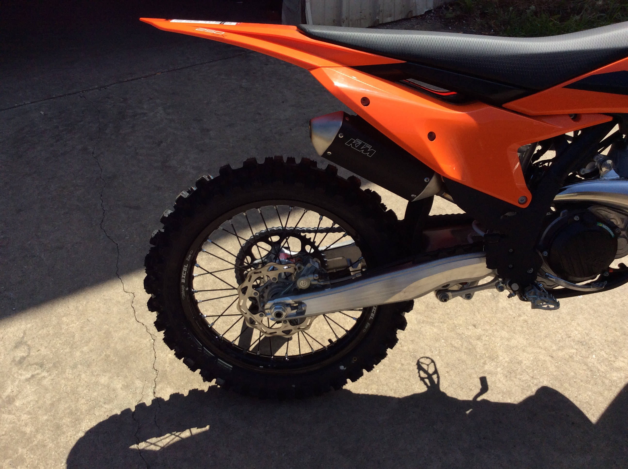 2025 KTM 250 SX - Photo 2