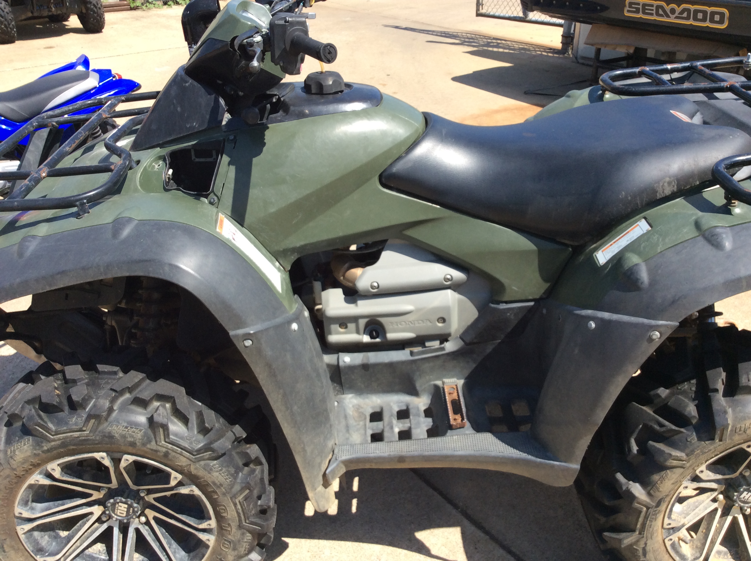 2009 Honda RINCON 680 - Photo 4